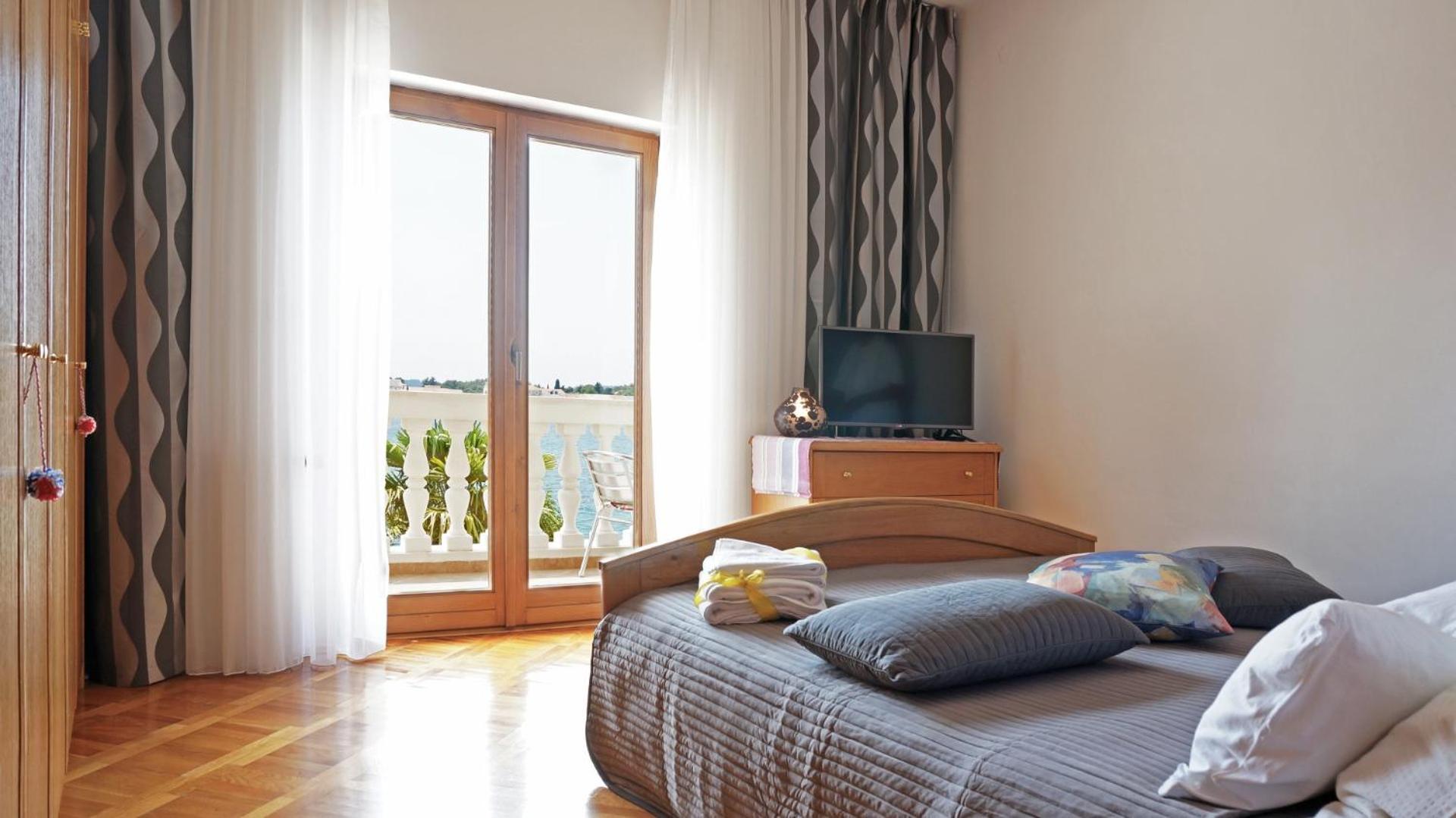 Apartment with Sea View photo 3