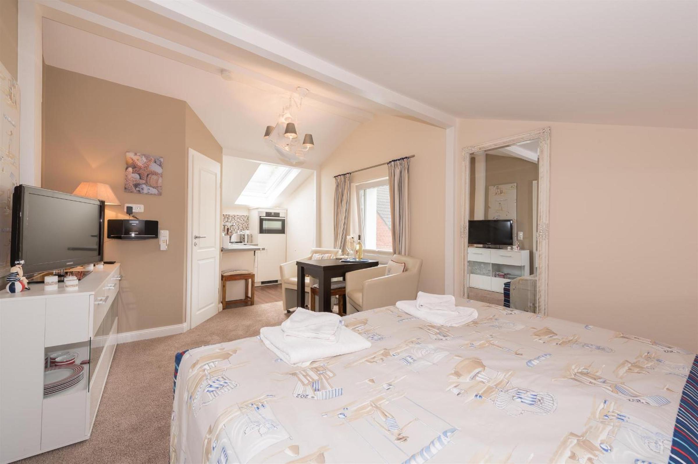 Studio Apartment - 8 photo 1