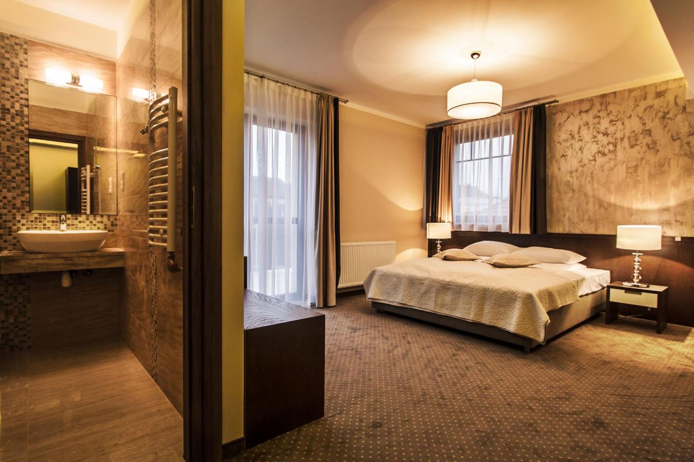Deluxe Double Room - Photo 3