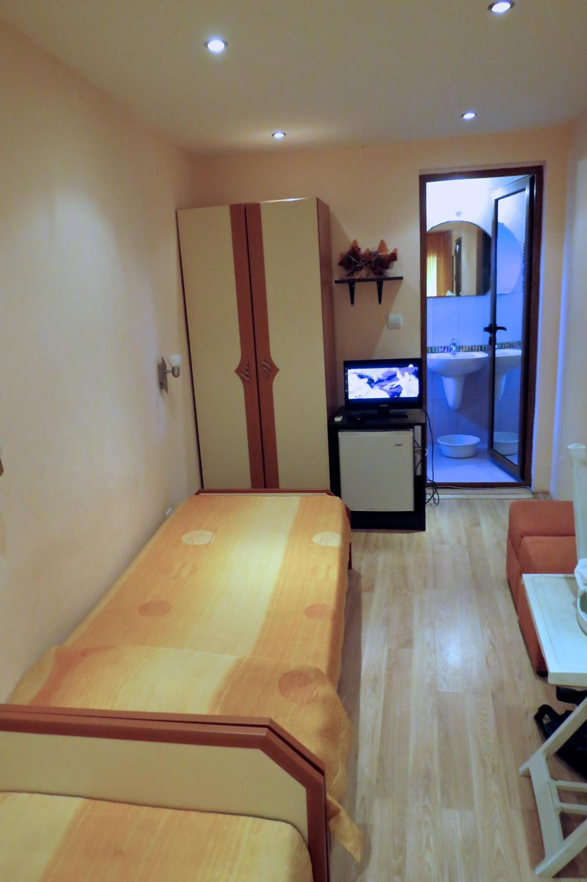 Twin Room with Balcony photo 1