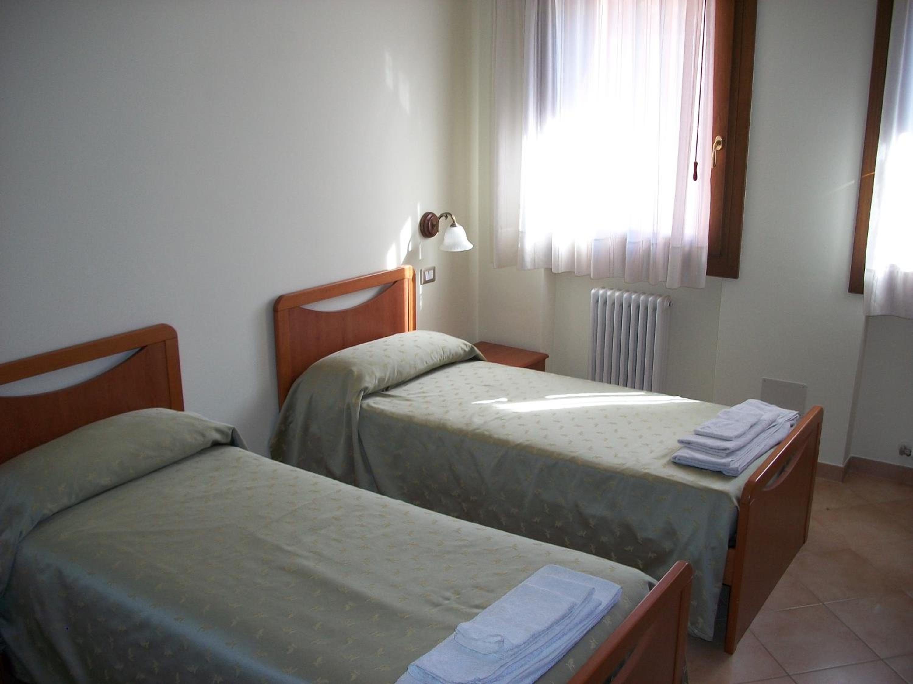Single Room with Private Bathroom