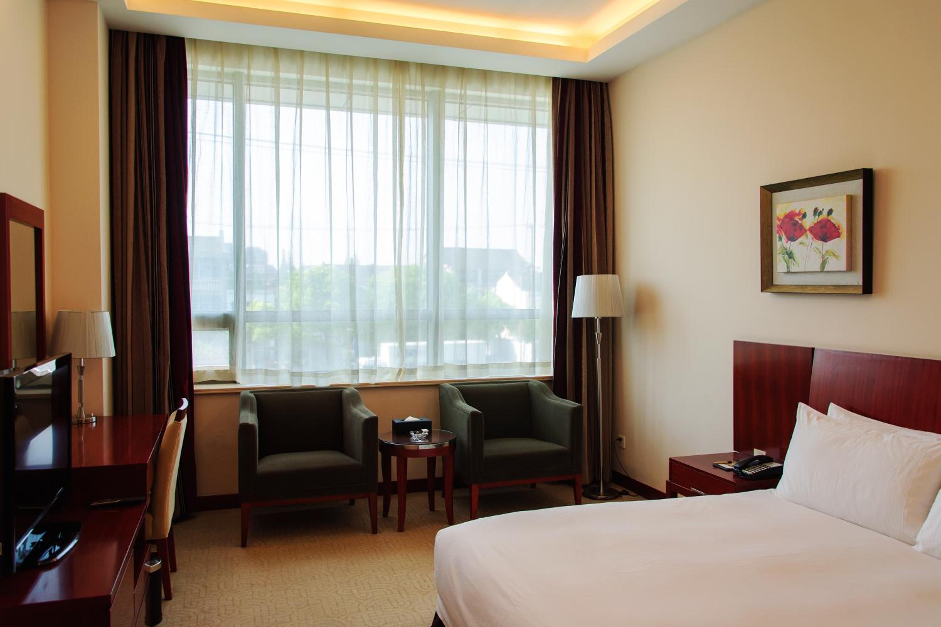 Superior Queen Room