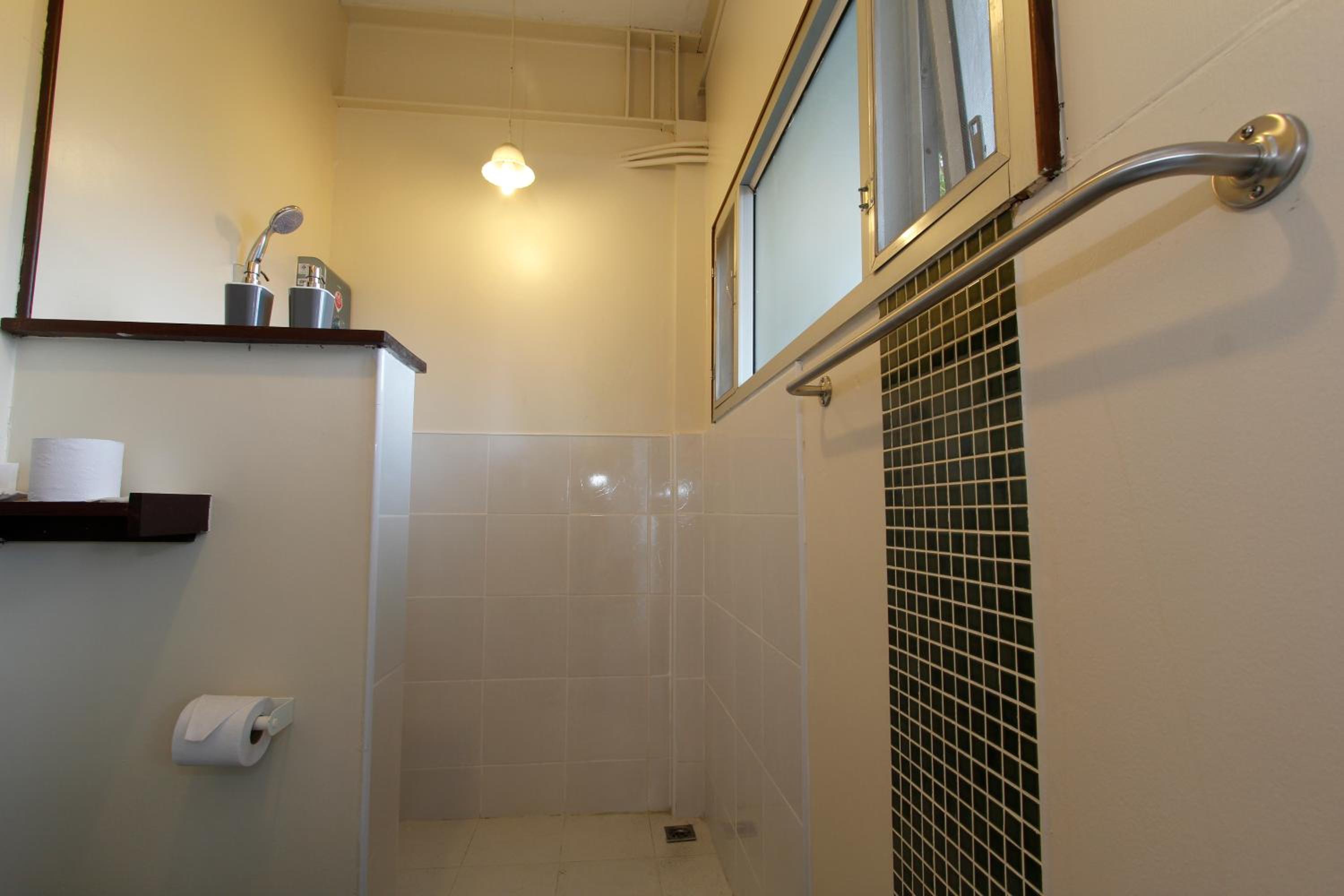 Triple Room - Photo 9