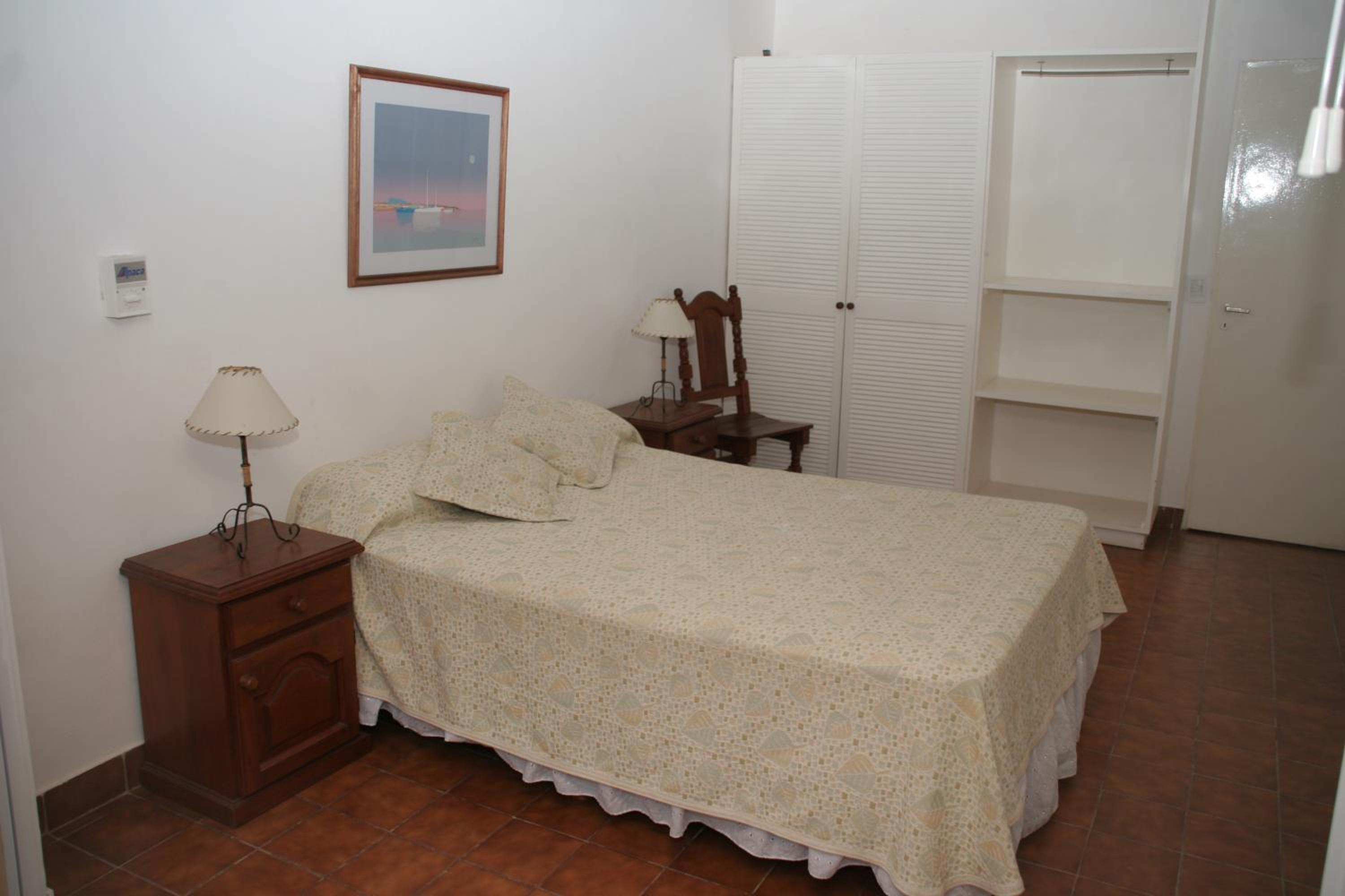 One-Bedroom Apartment (4 Adults)