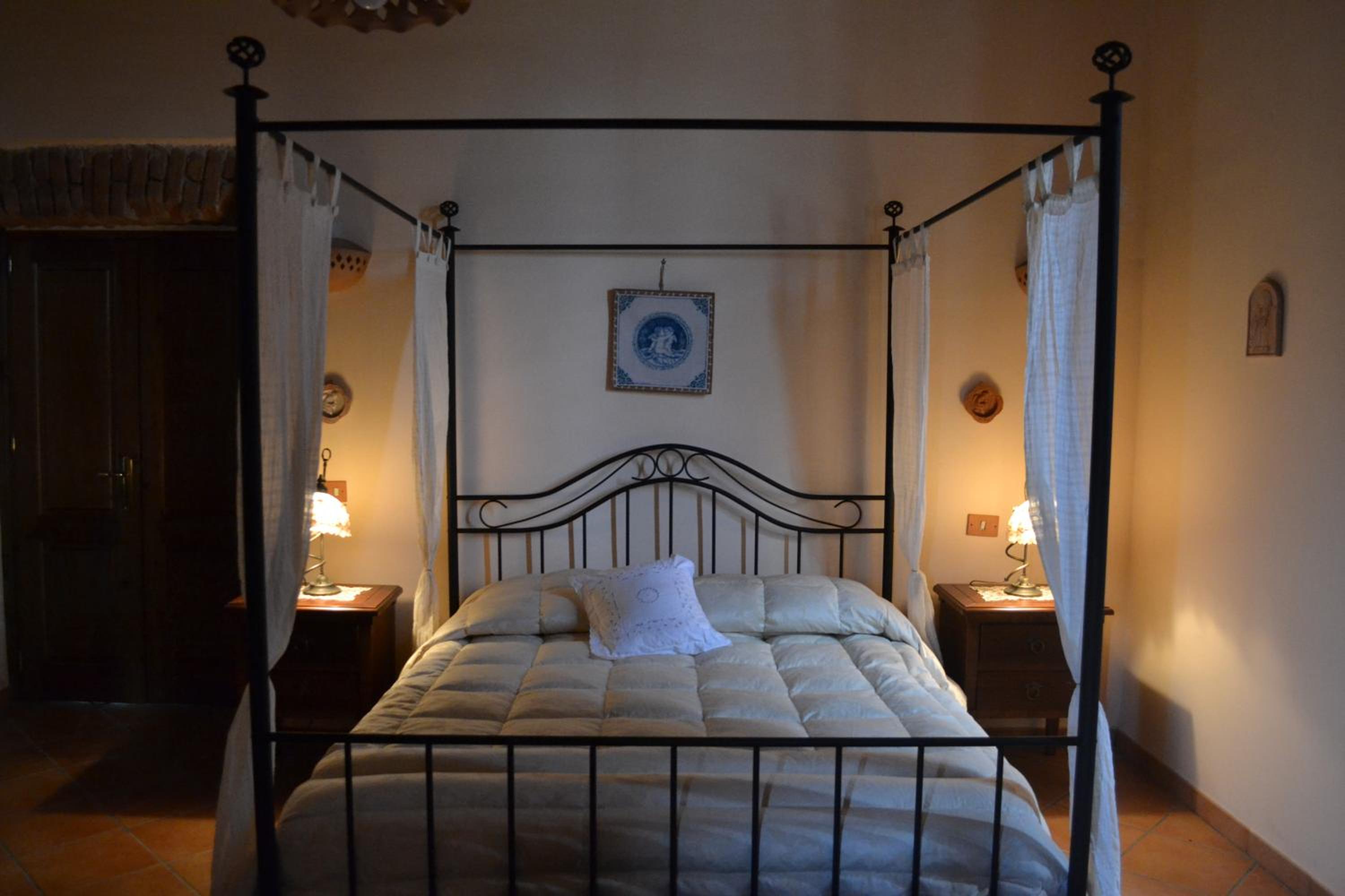 Double Room with Private External Bathroom photo 3