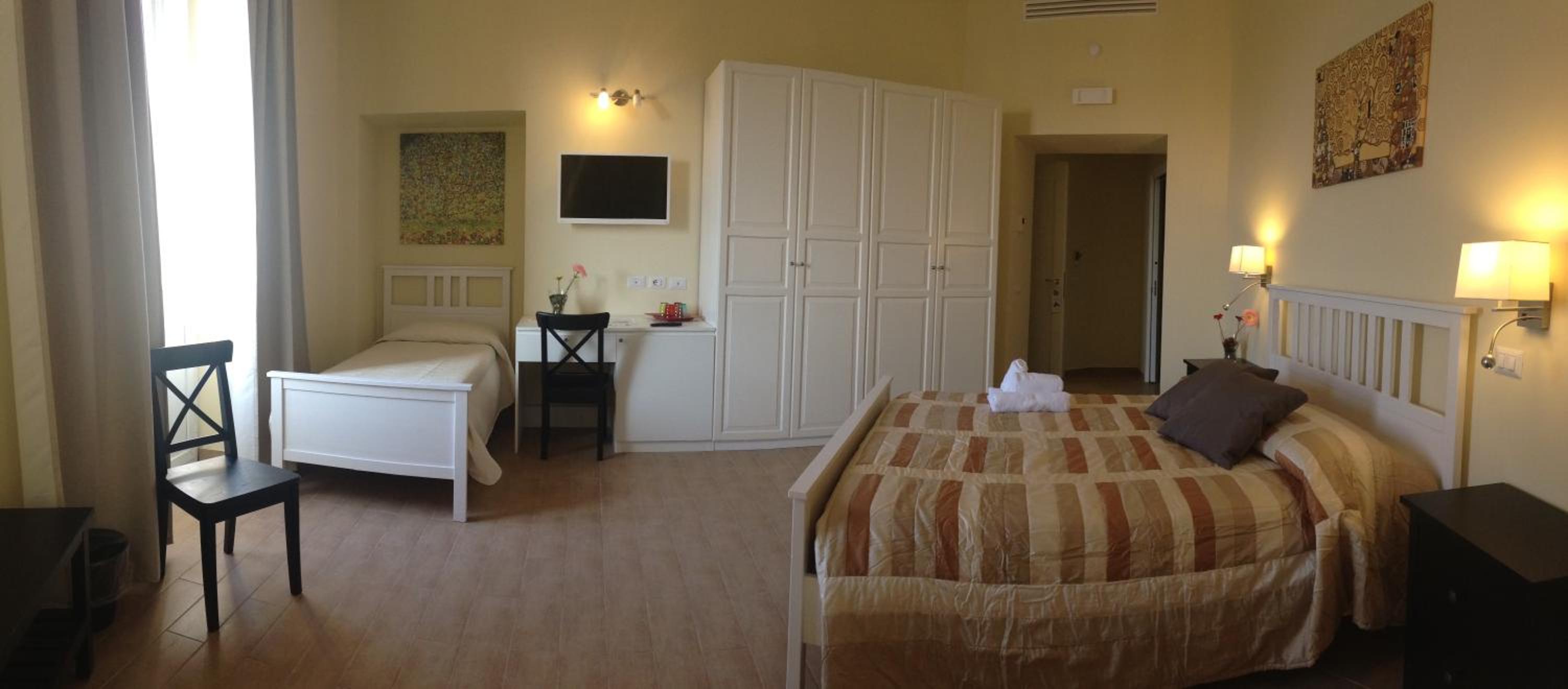 Quadruple Room with Bathroom photo 3