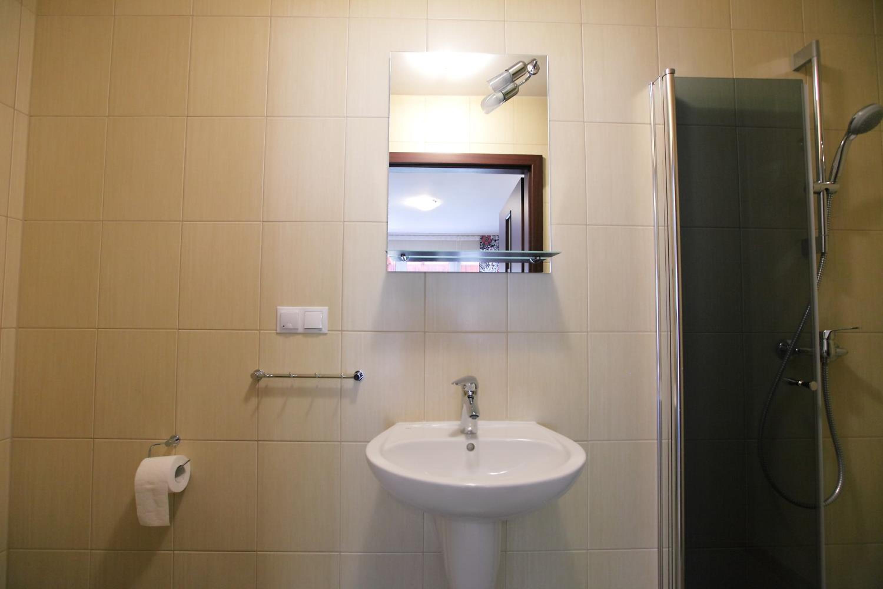 Double Room - Photo 3