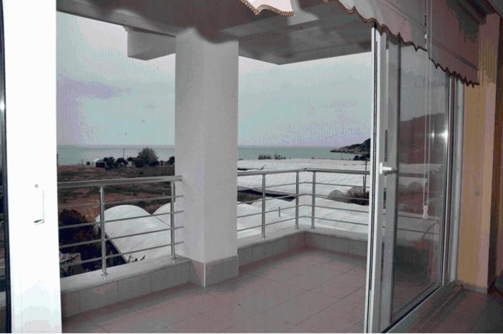 One-Bedroom Apartment with Sea View photo 1