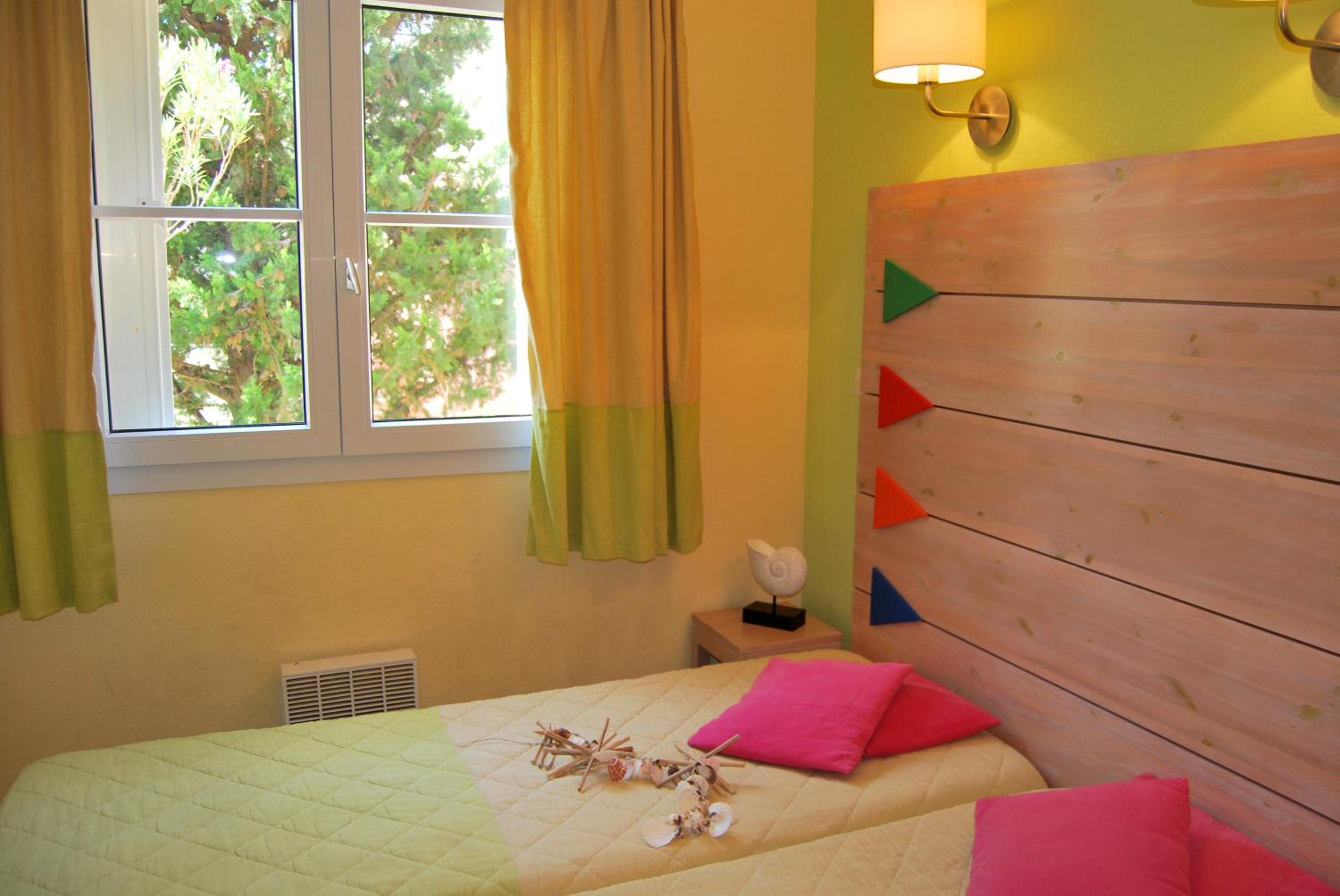 Apartment with Sea View (8 Adults)
