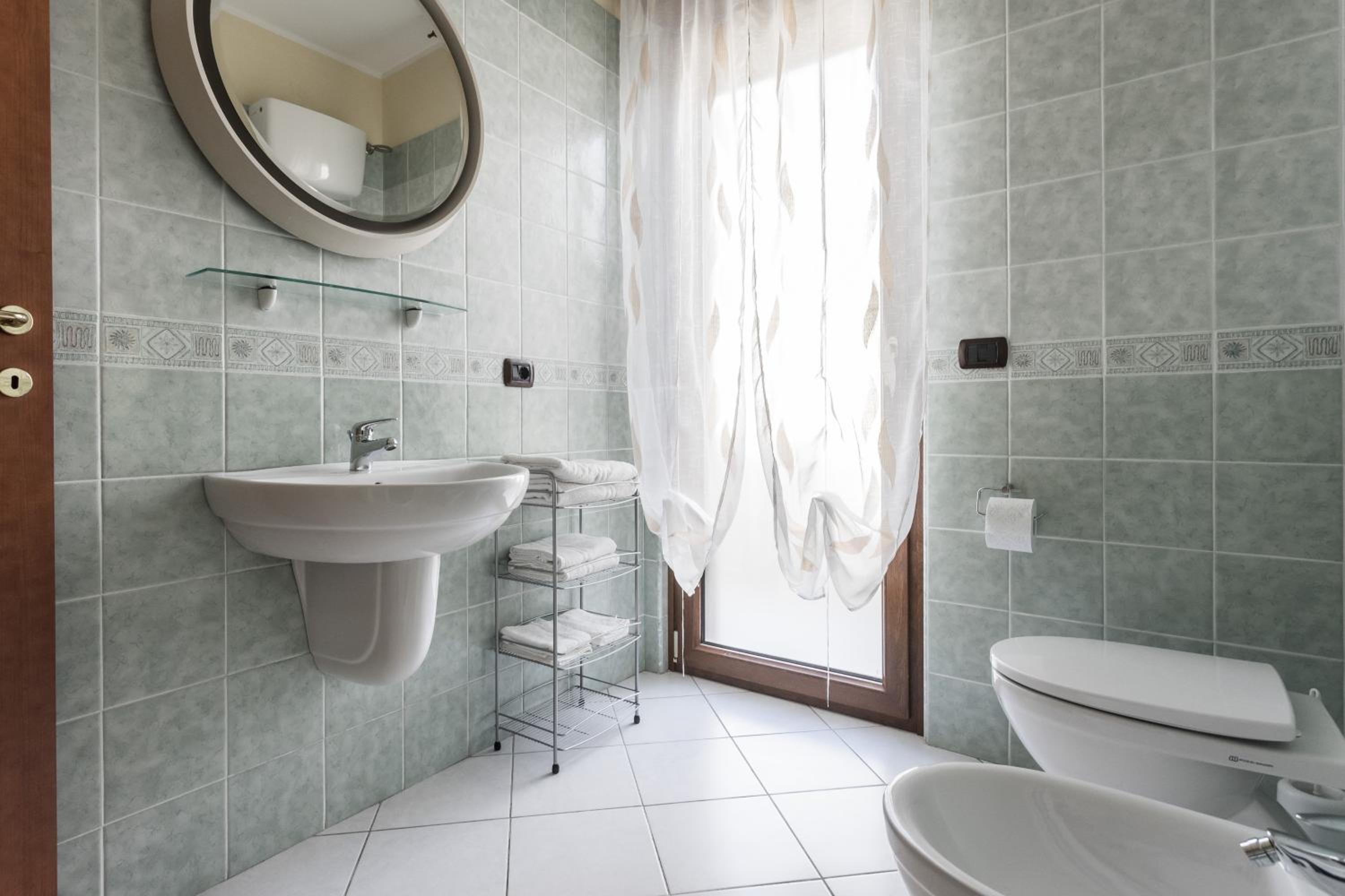 Double Room with Private Bathroom photo 2