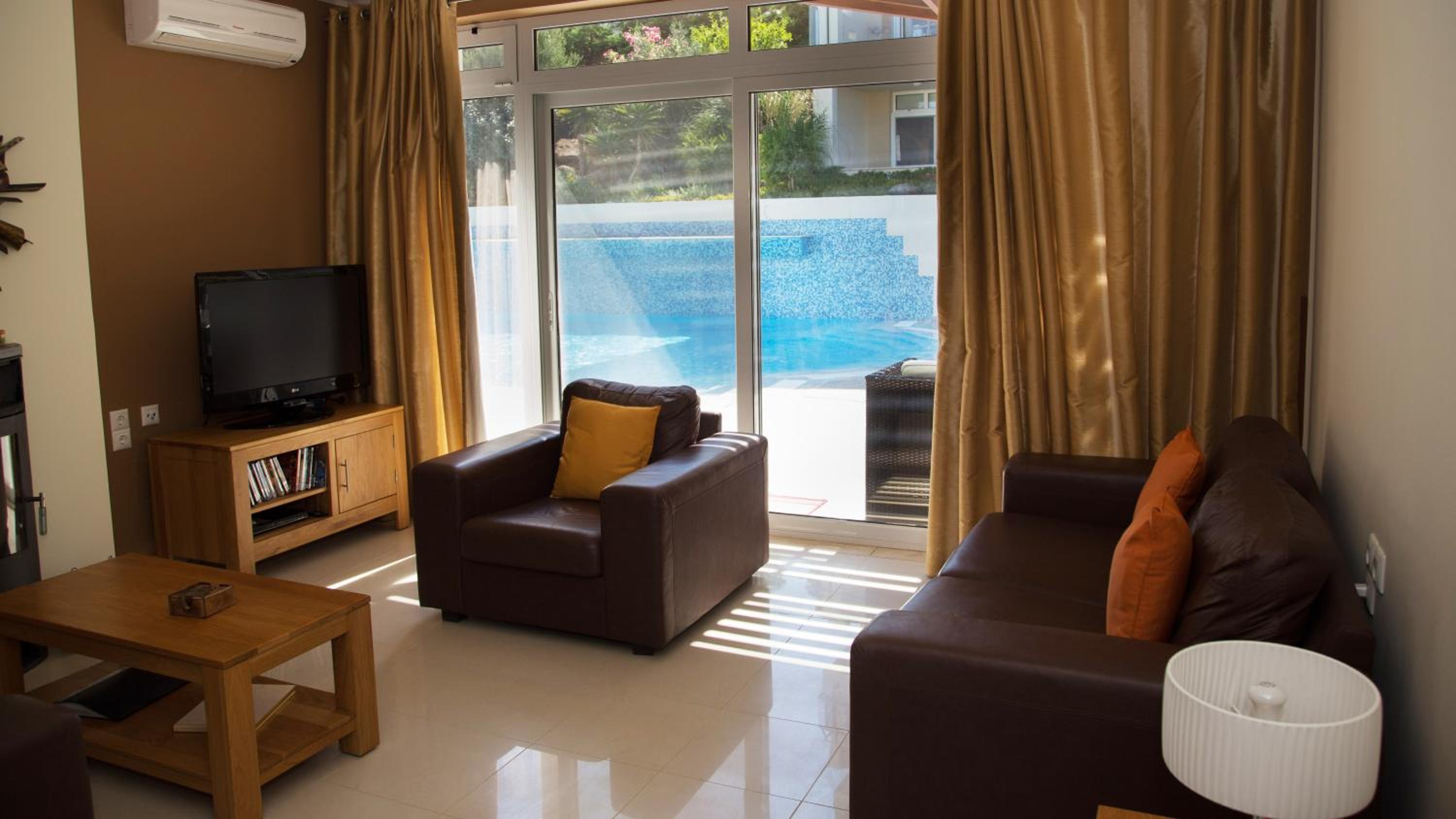 Bungalow with Pool View - Roof Terrace photo 3