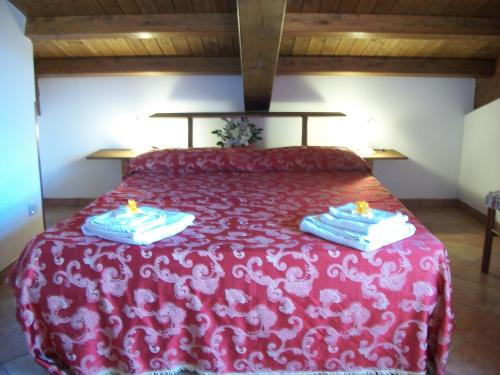 Double or Twin Room with Bathroom - Photo 4