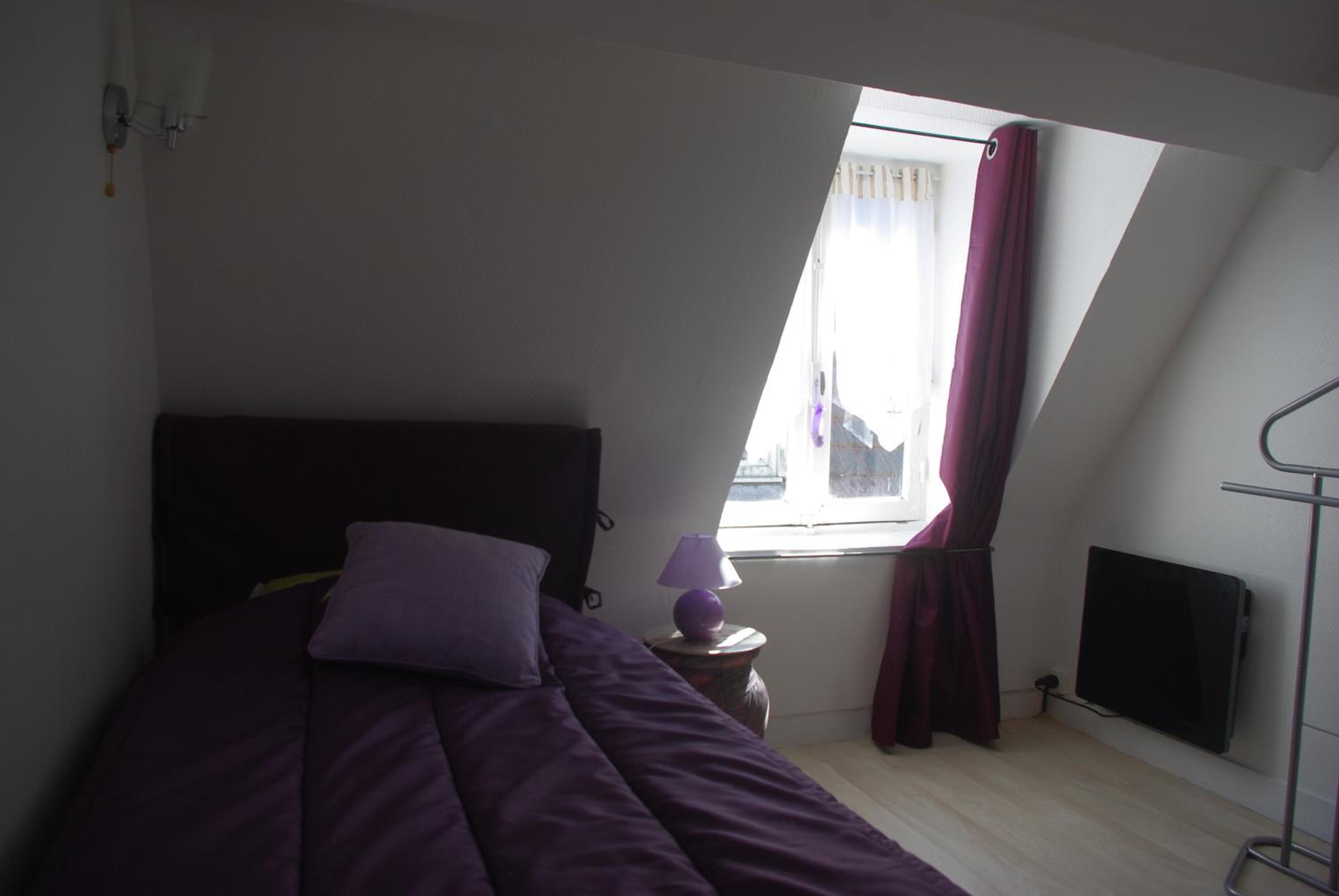 Two-Bedroom House photo 3