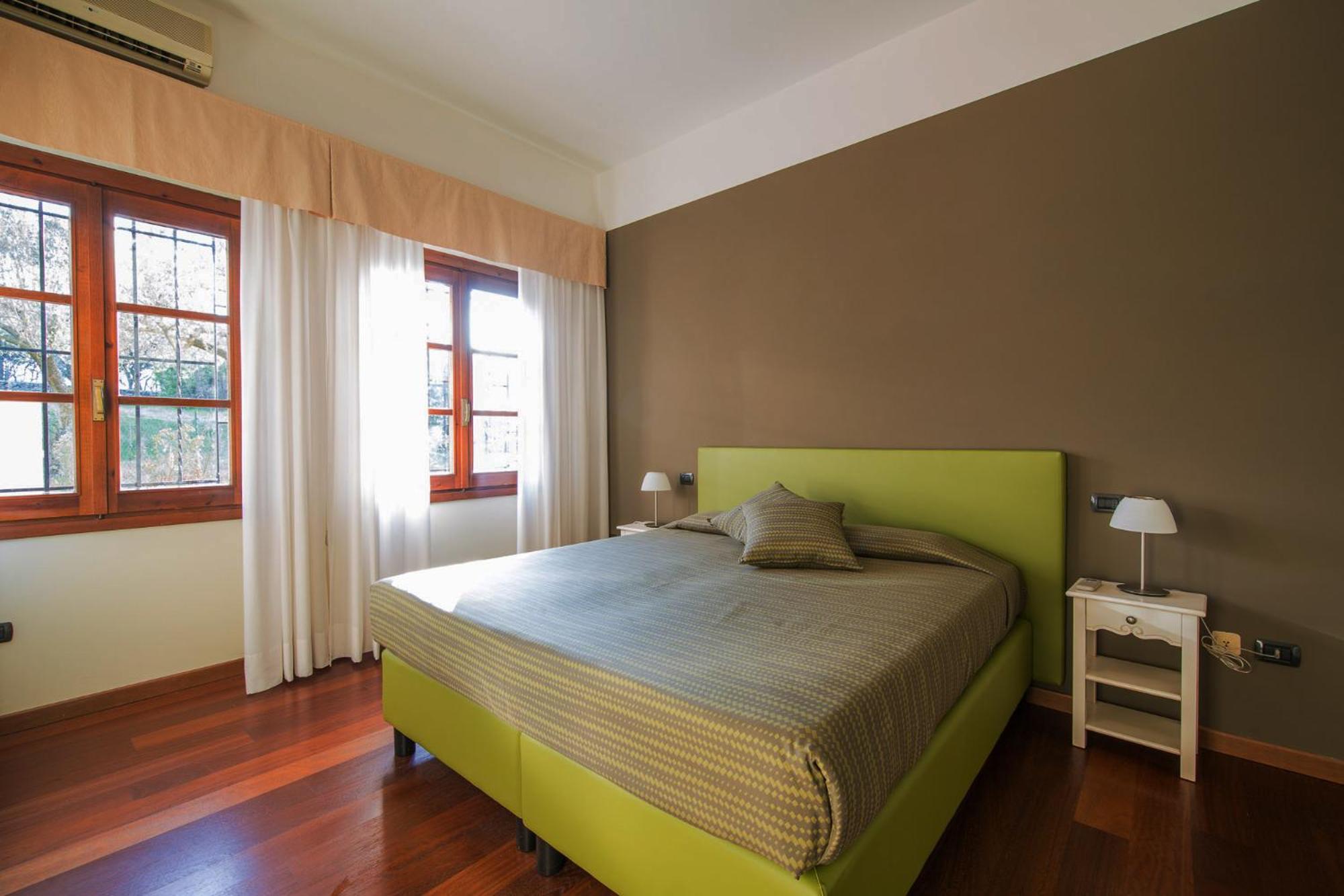 Three-Bedroom Apartment (8 Adults)