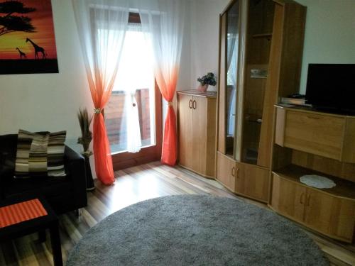 Two-Bedroom Apartment with Balcony photo 2