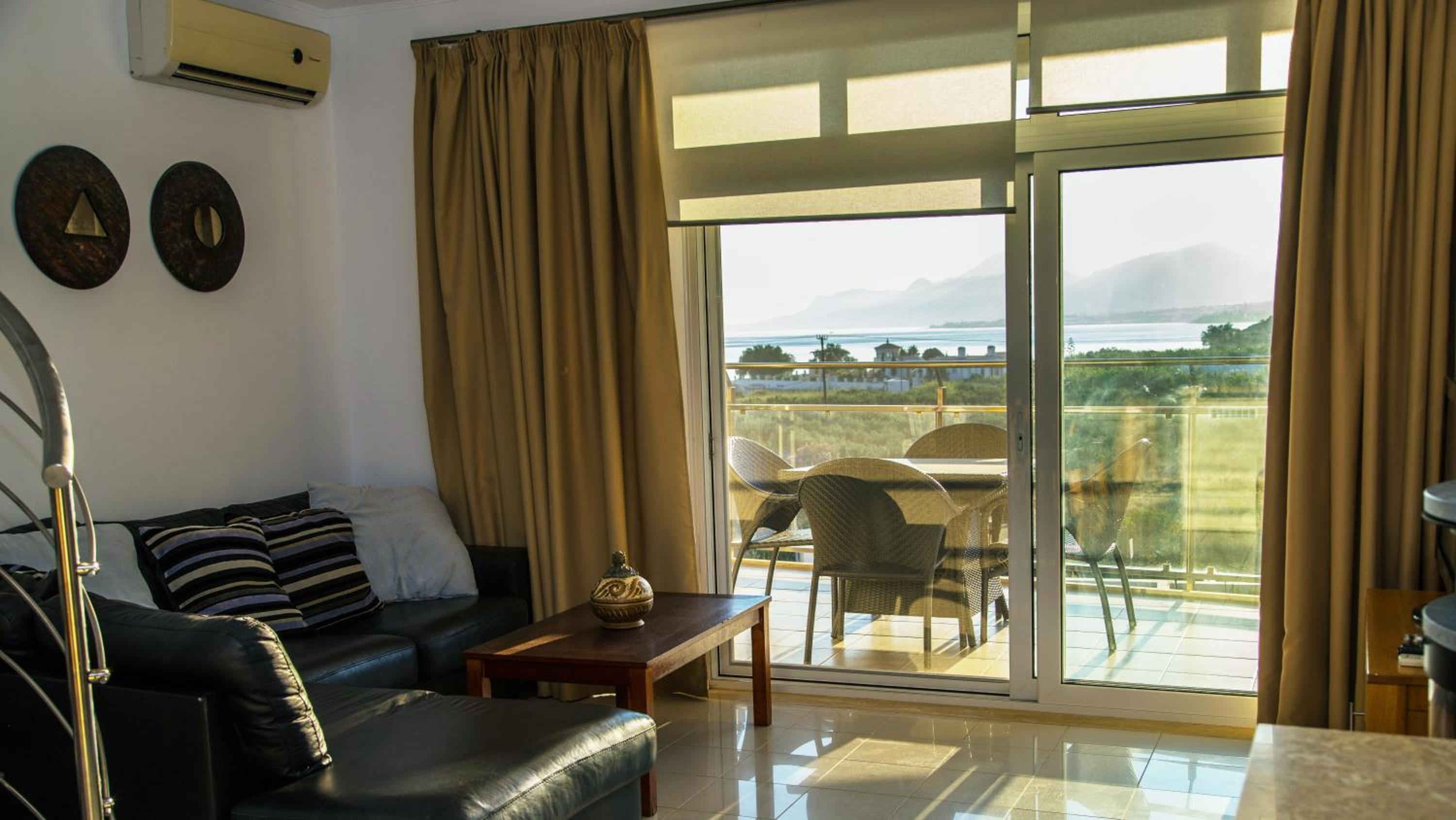 Apartment - Split Level with Roof terrace photo 1