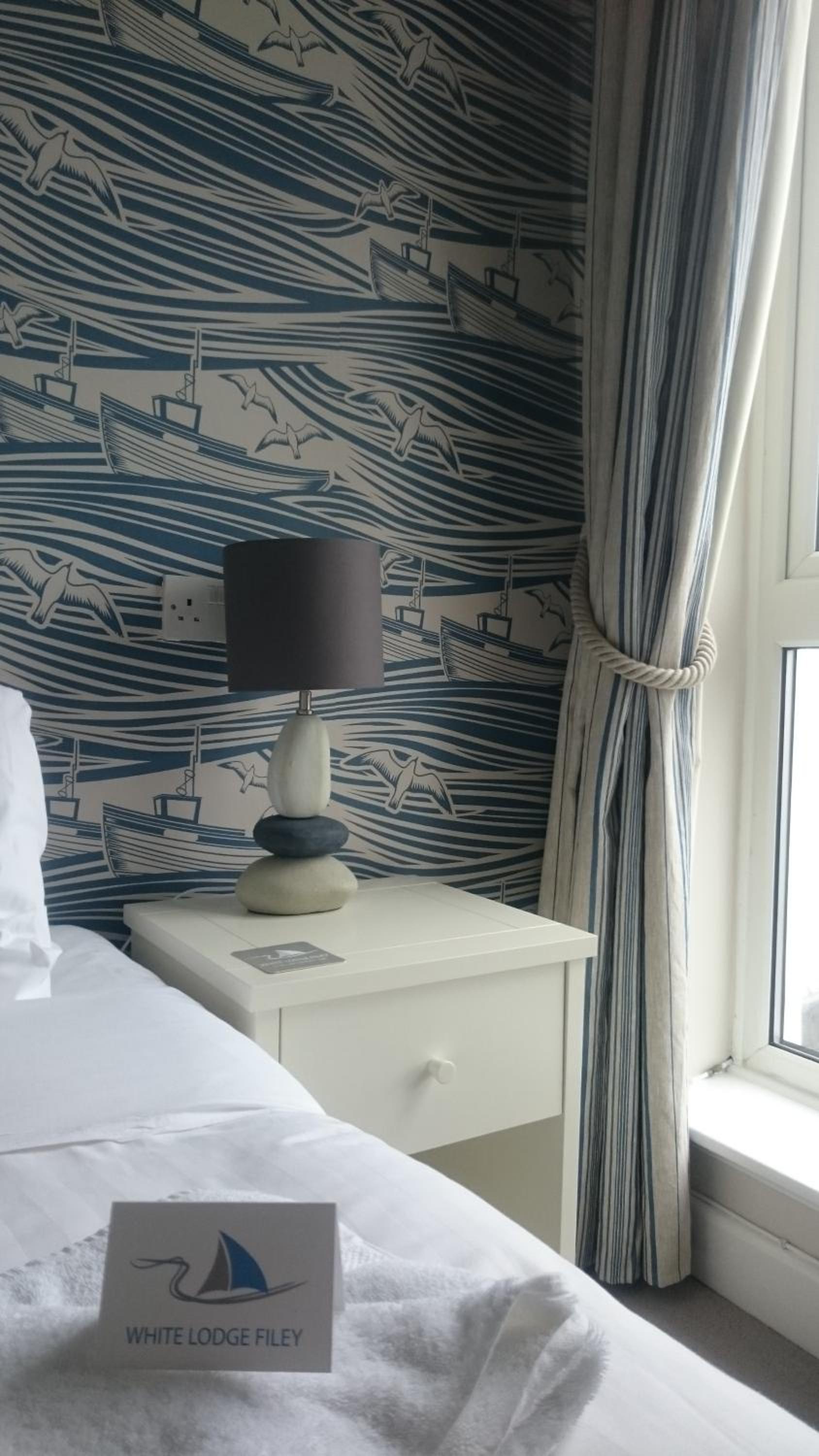 Twin / Double Room With Sea View photo 2