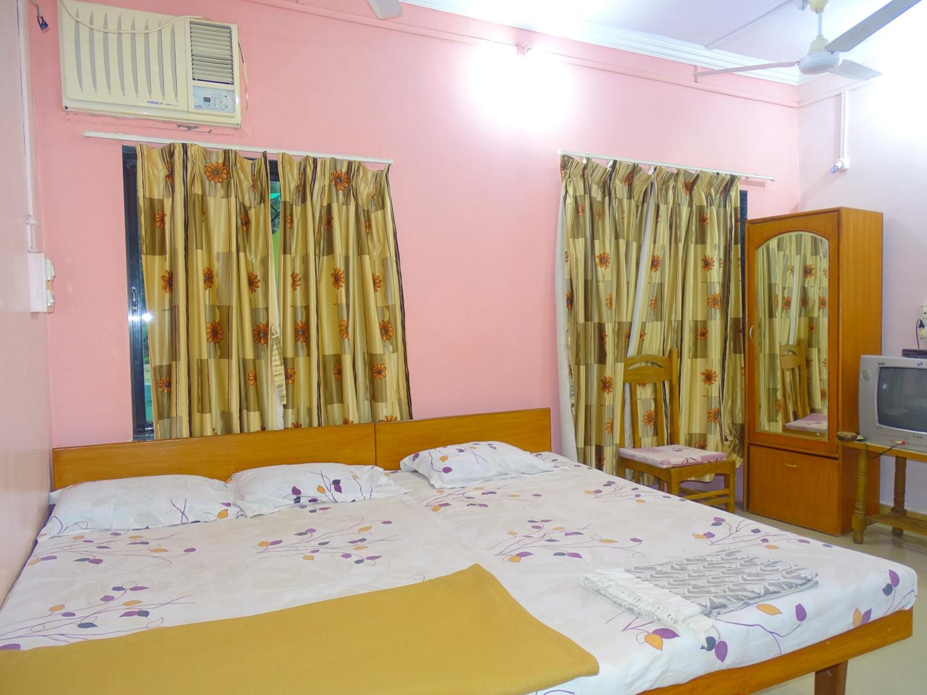Deluxe Double Room photo 2