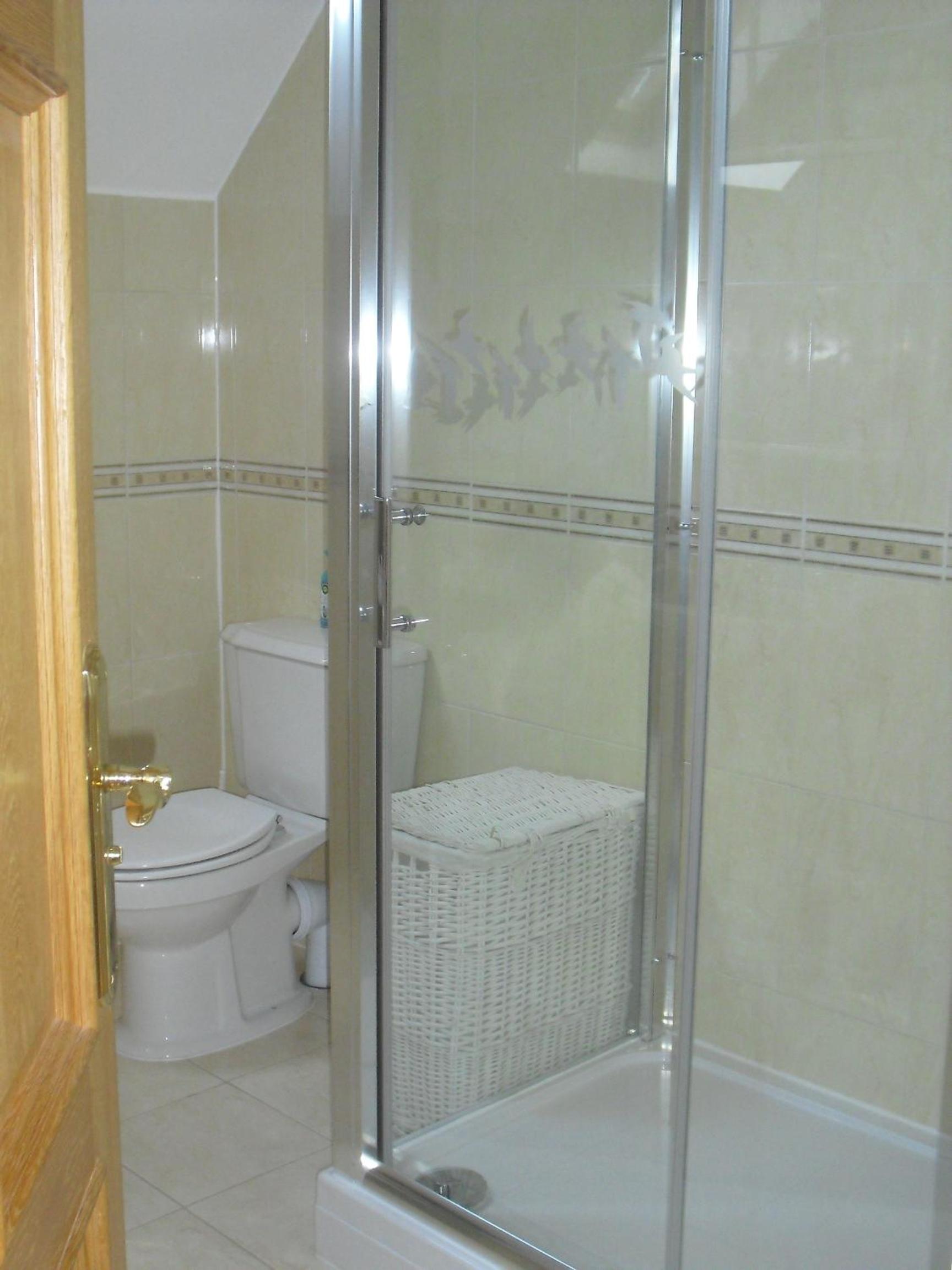 Single Room with Private External Bathroom