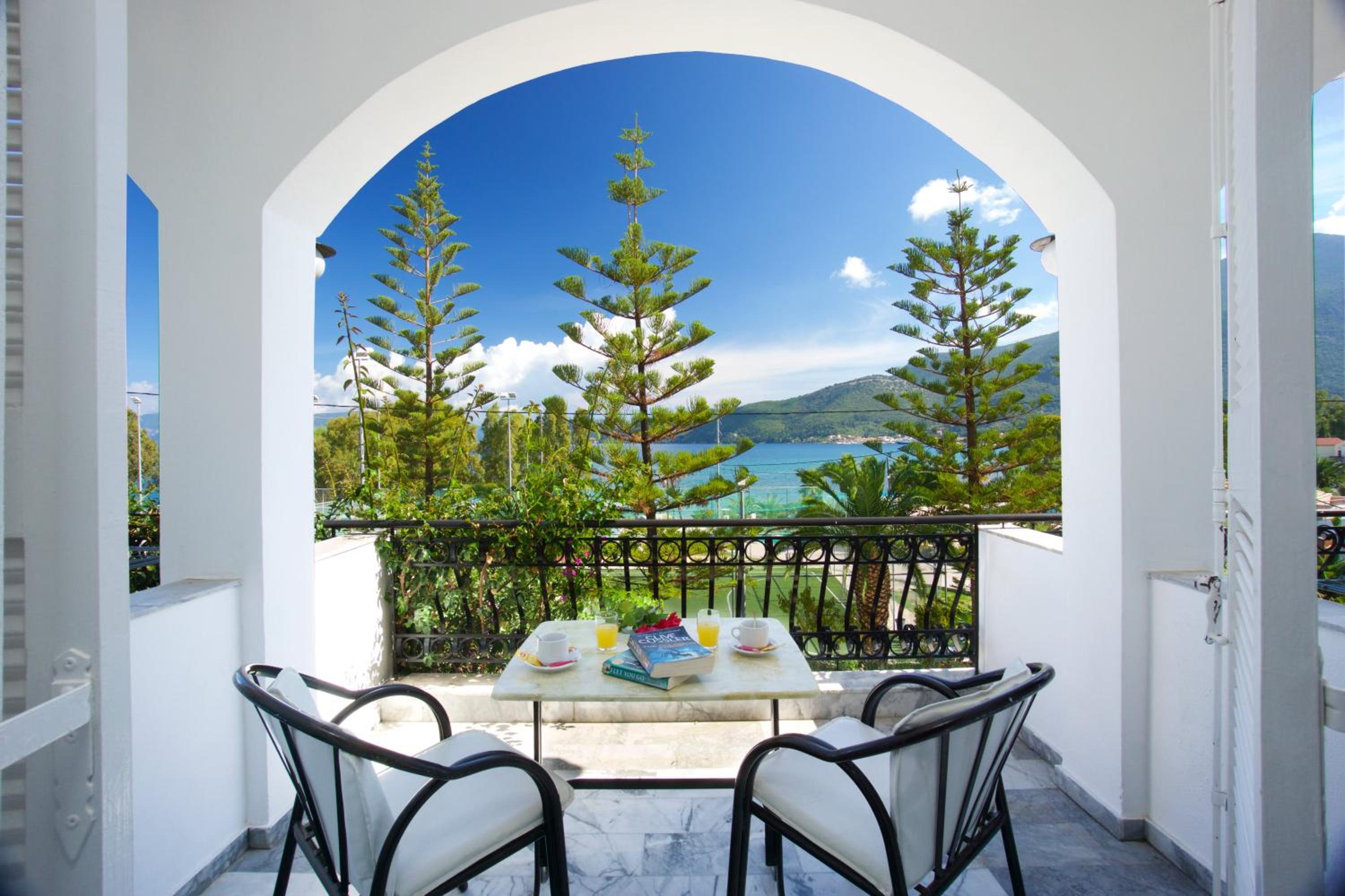 Double Room with Sea View photo 3