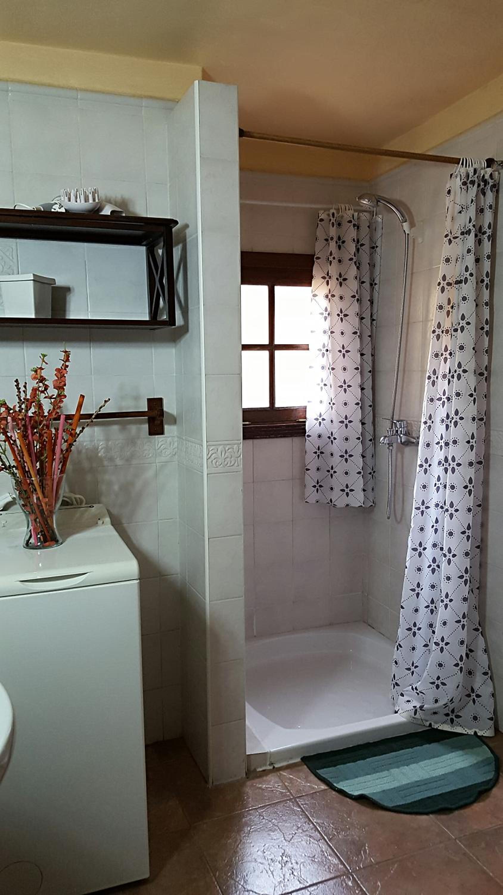 One-Bedroom Apartment with shared Courtyard (2 - 3 Adults) photo 2