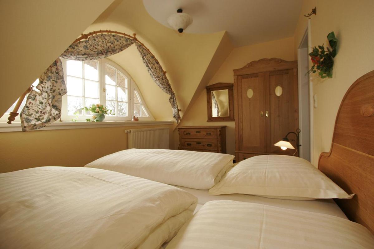 Two Bedroom Maisonette Apartment with Balcony photo 3