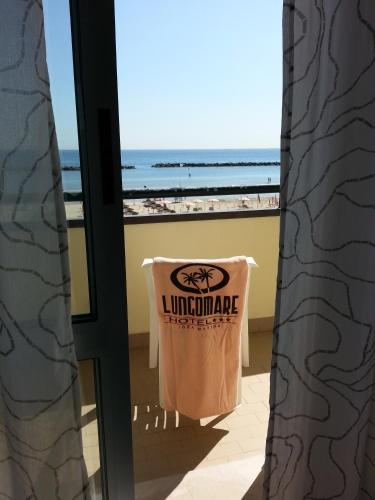 Standard Triple Room with Sea View photo 2