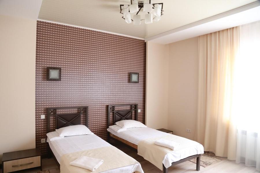 Large Twin Room