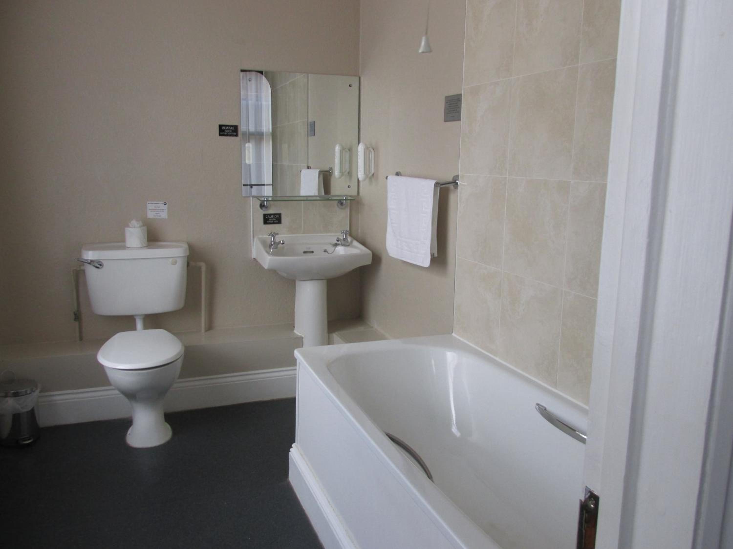 Single Room photo 2