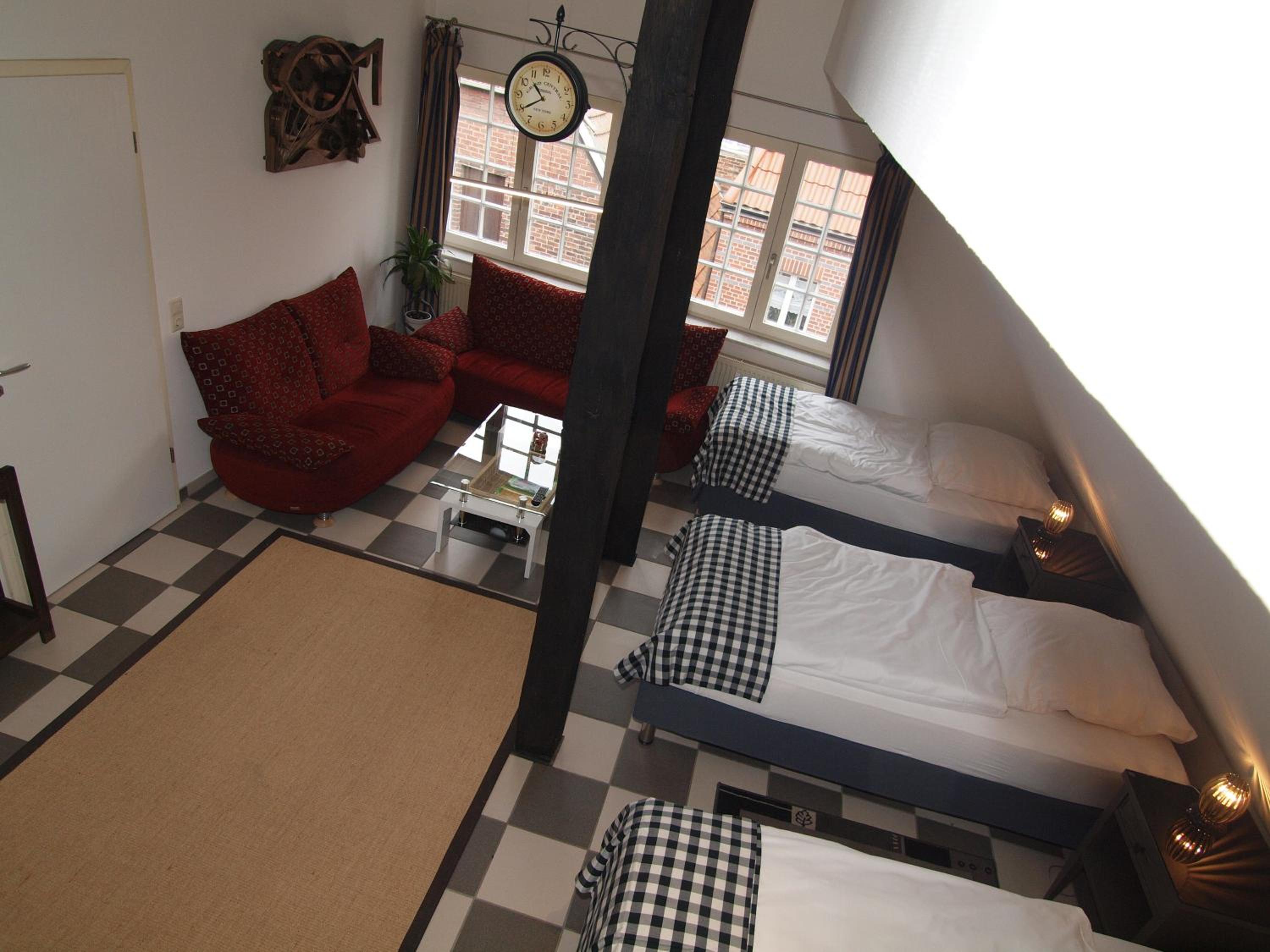 Apartment - Split Level photo 2