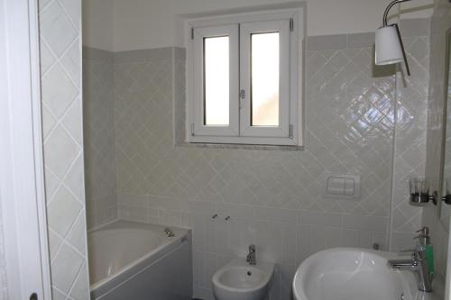 Double Room with Balcony and Sea View photo 3