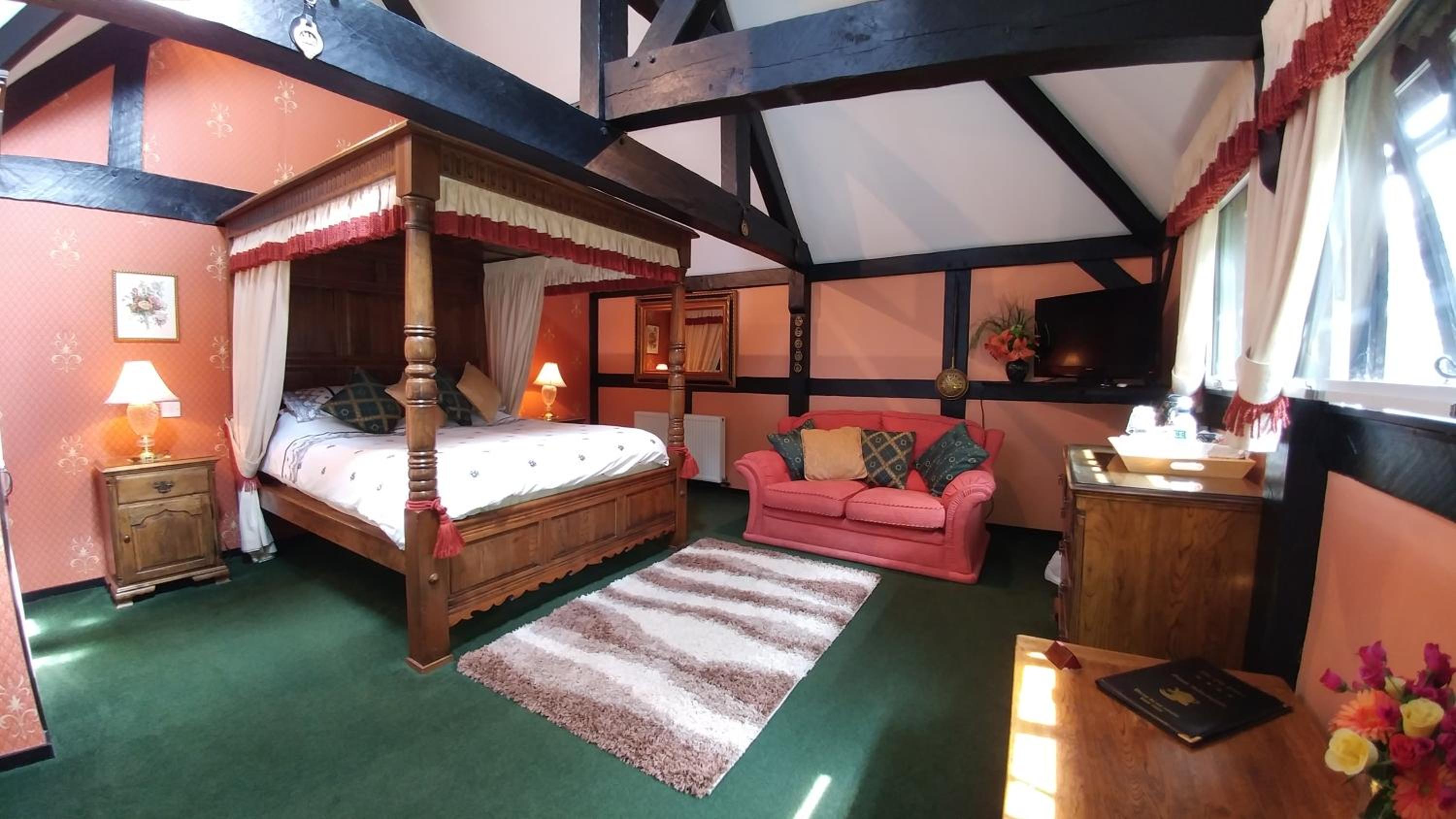 Superior King Room