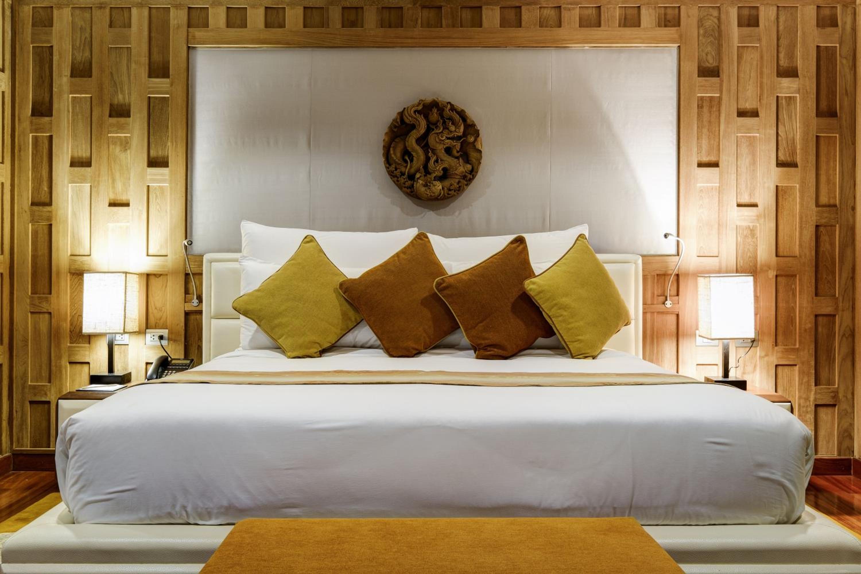 Royal Suite photo 1
