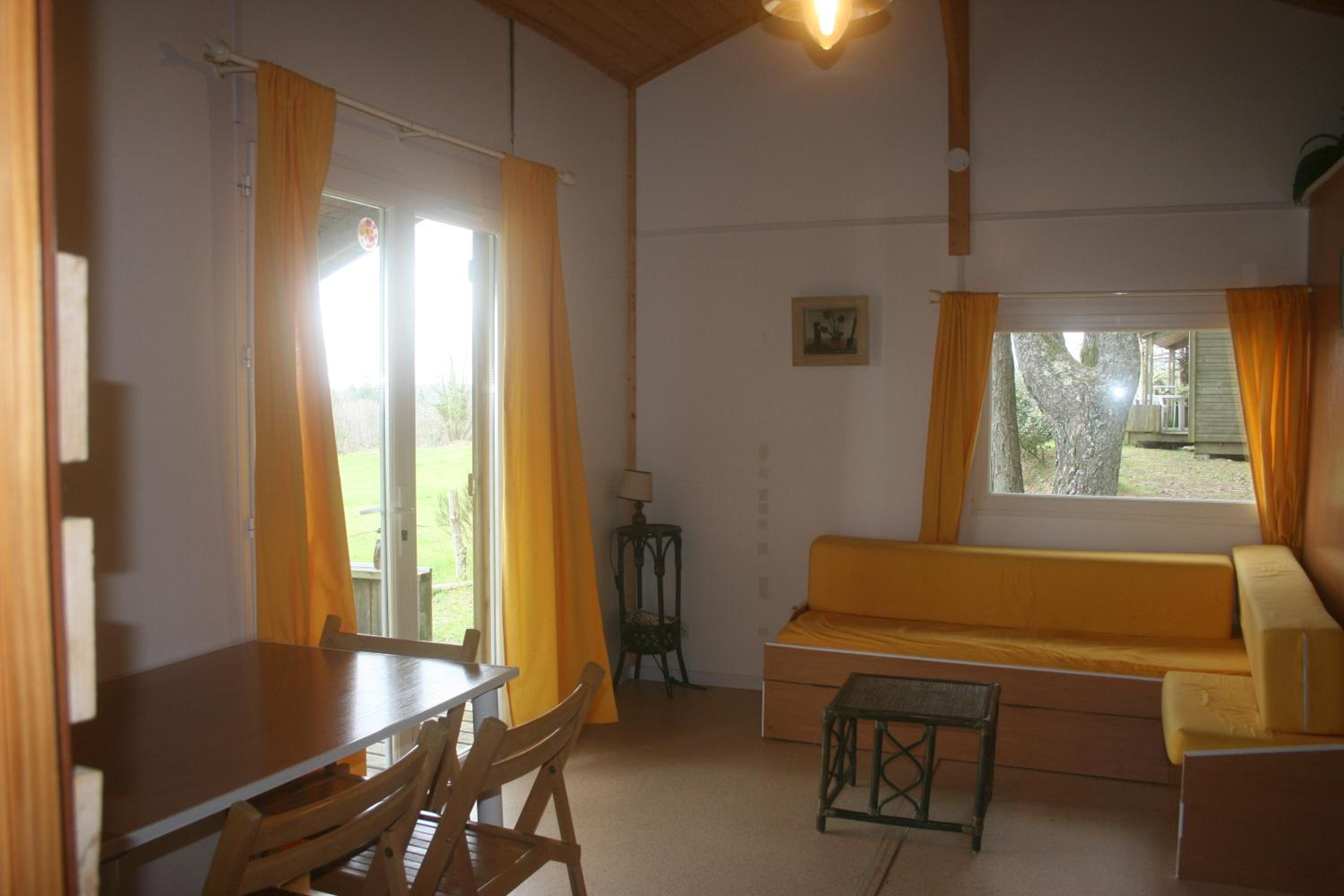 Chalet 2 - Photo 2