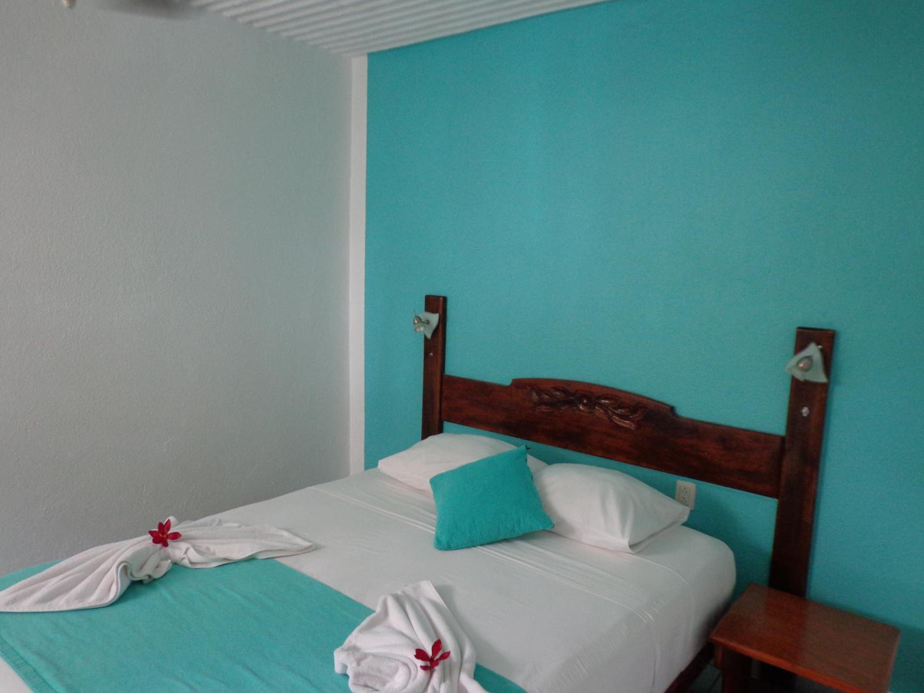 Family Room 8 photo 2