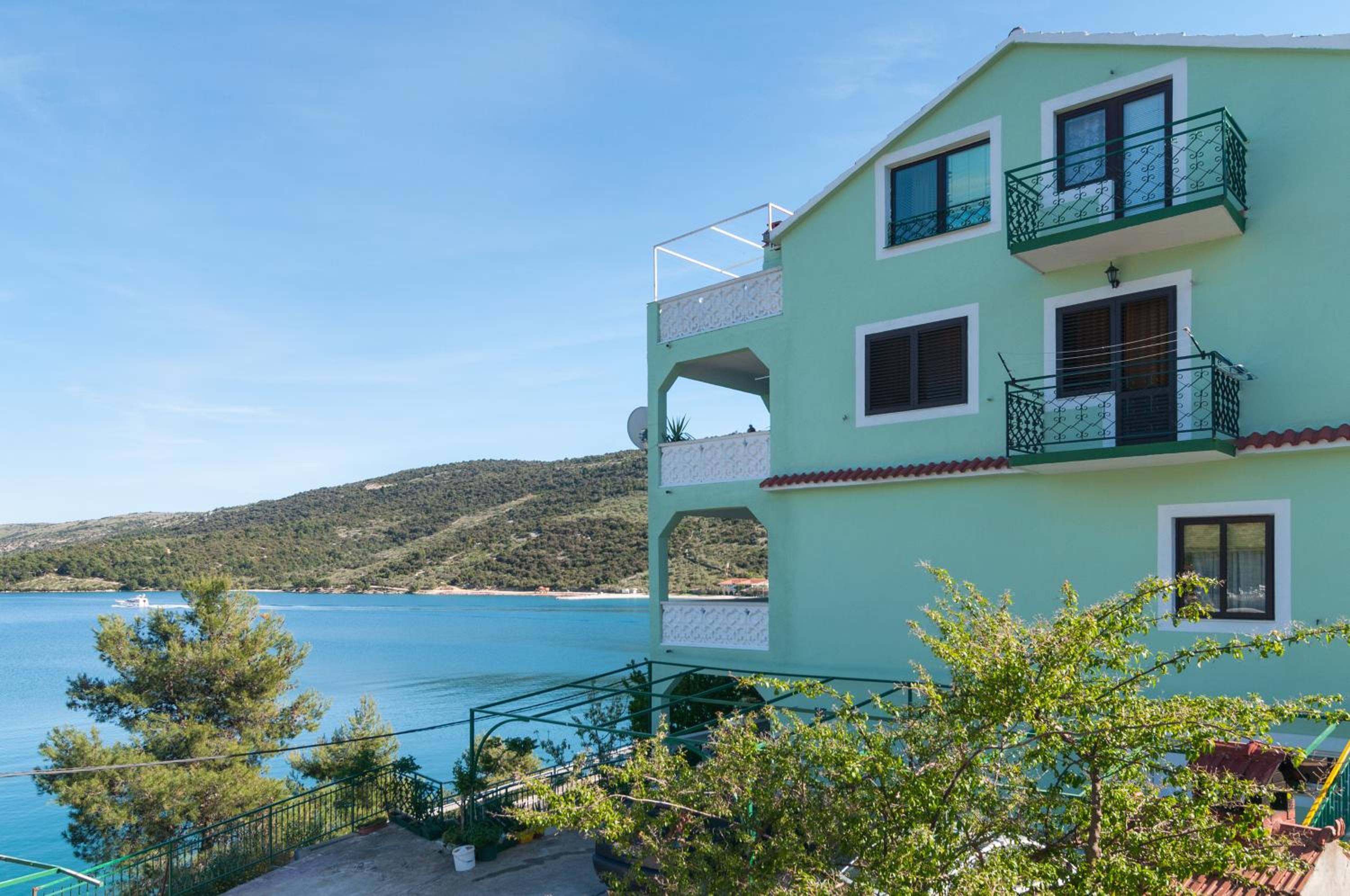 Apartment with Sea View