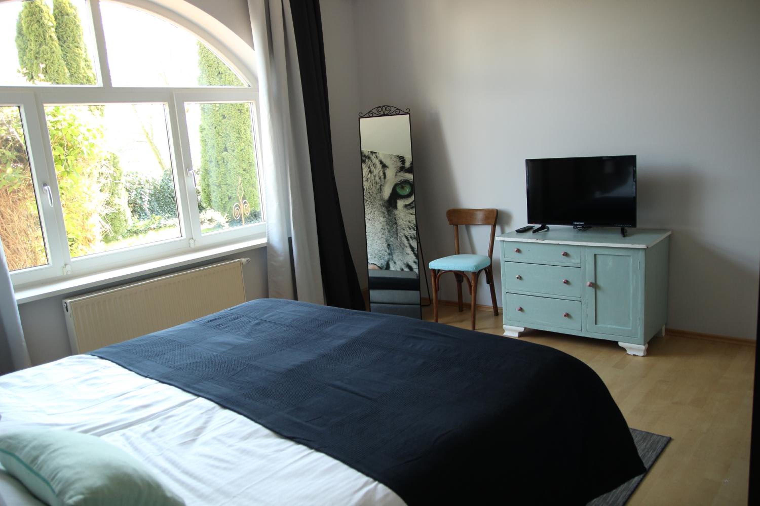 Double Room with Shared Bathroom