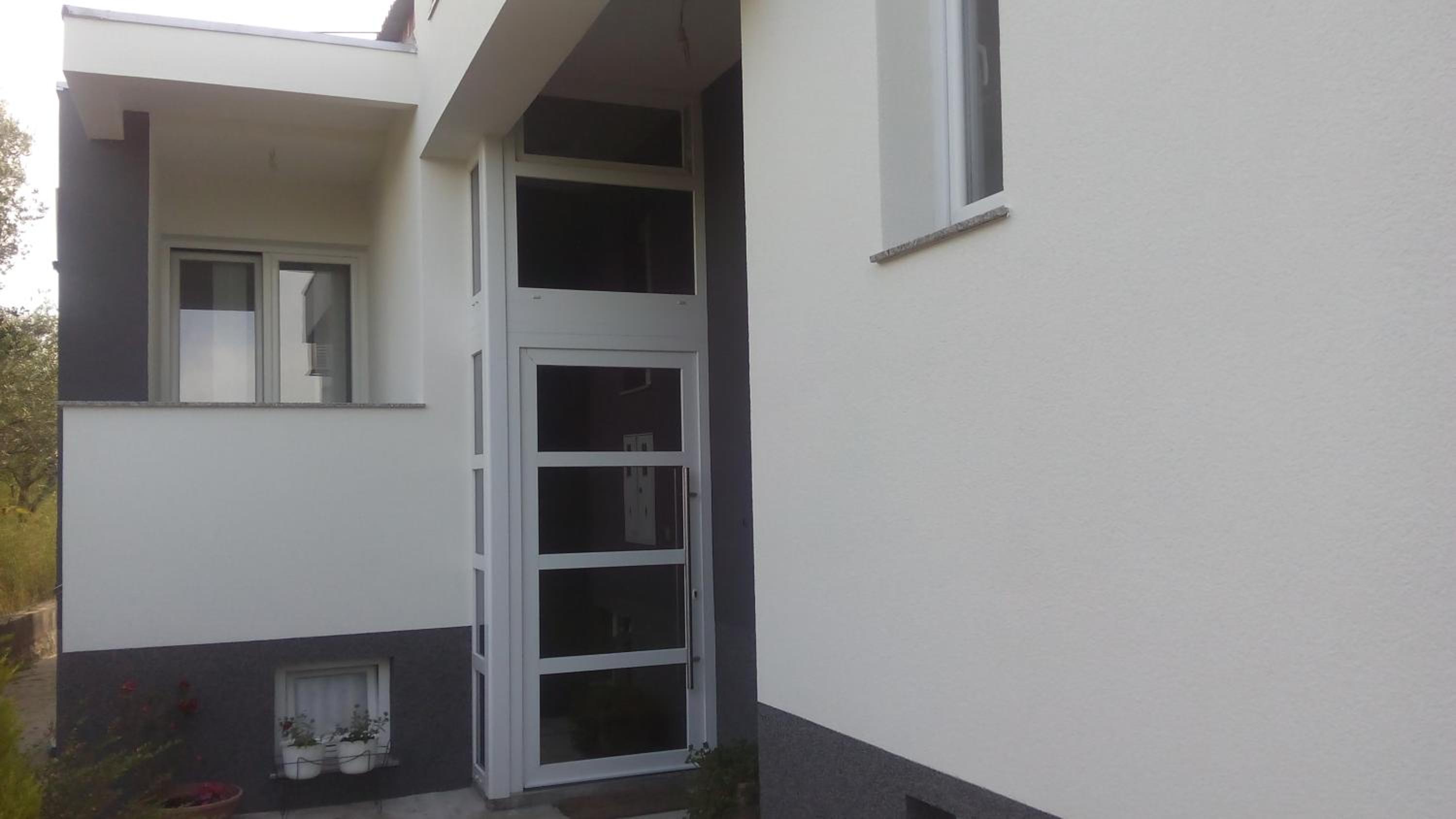 Apartment with Balcony - Photo 19