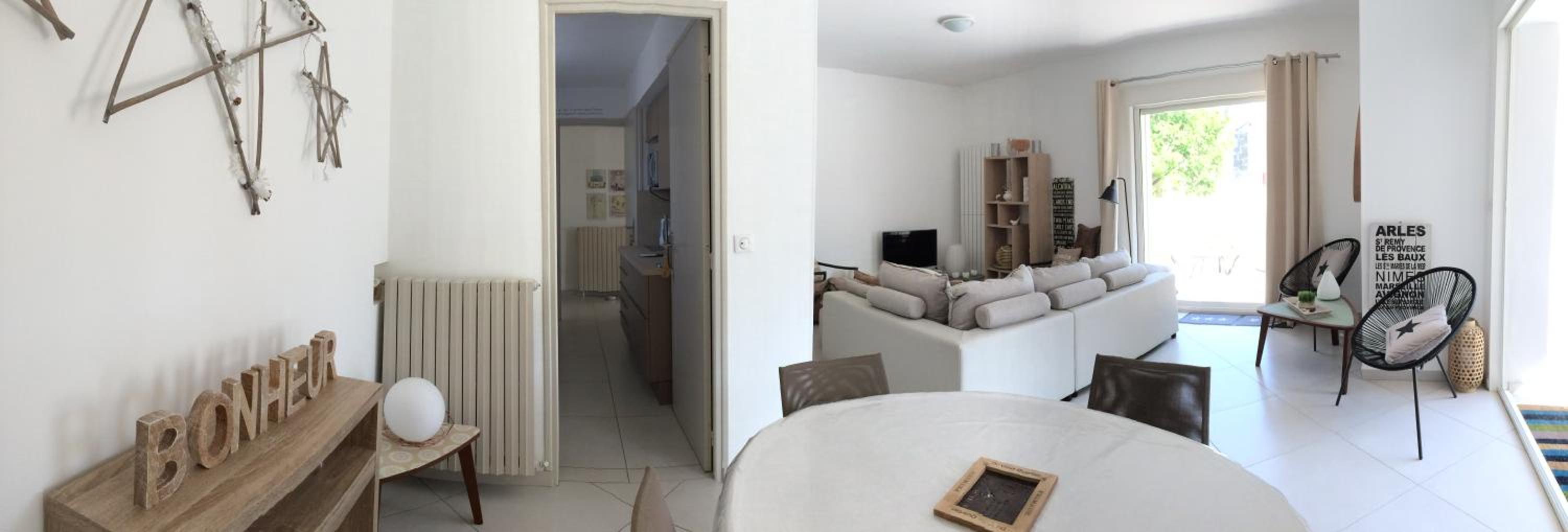 Apartment with Terrace photo 2