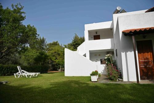 Studio with Garden View - Photo 48