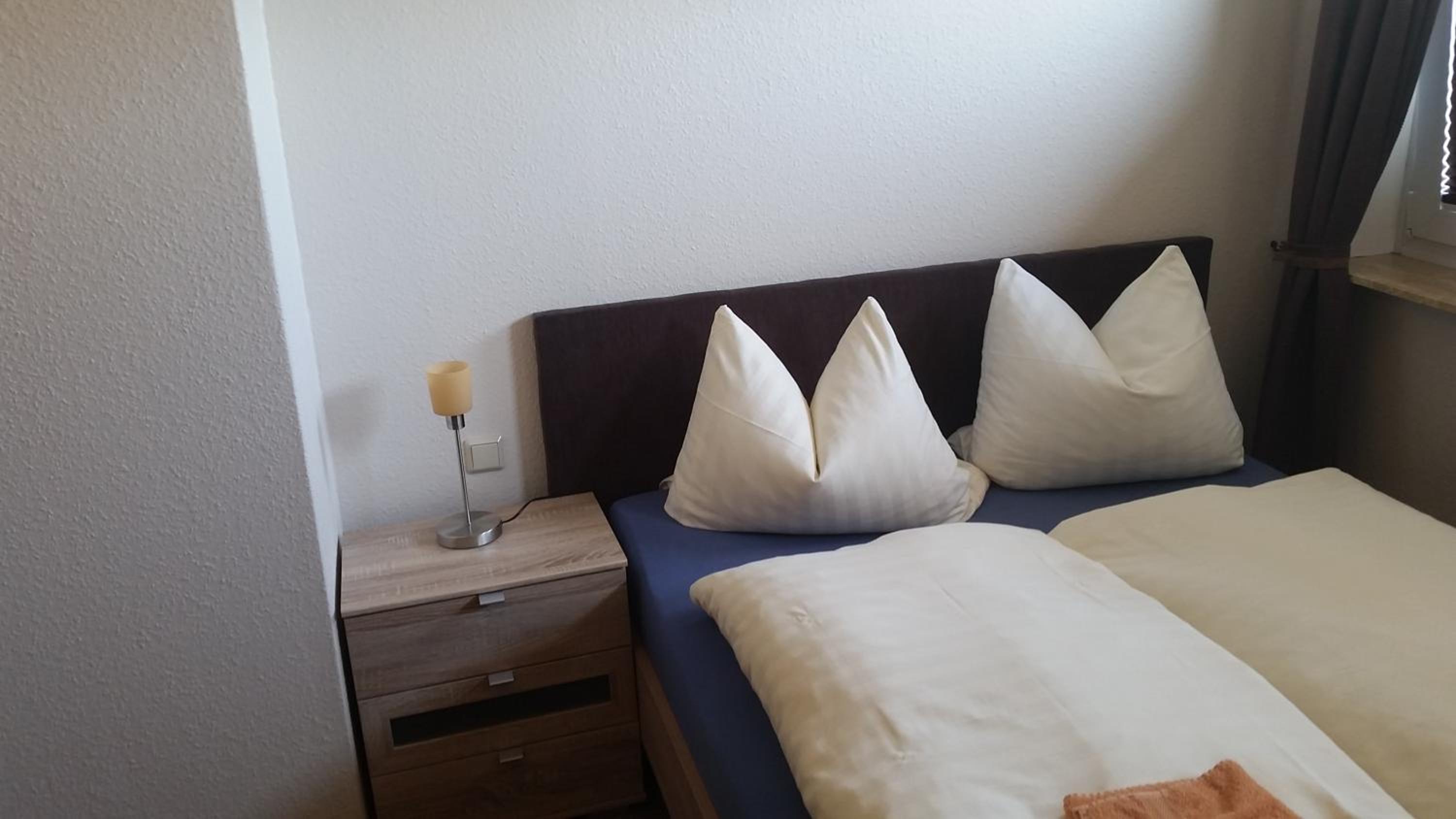 Basic Double Room - Photo 1