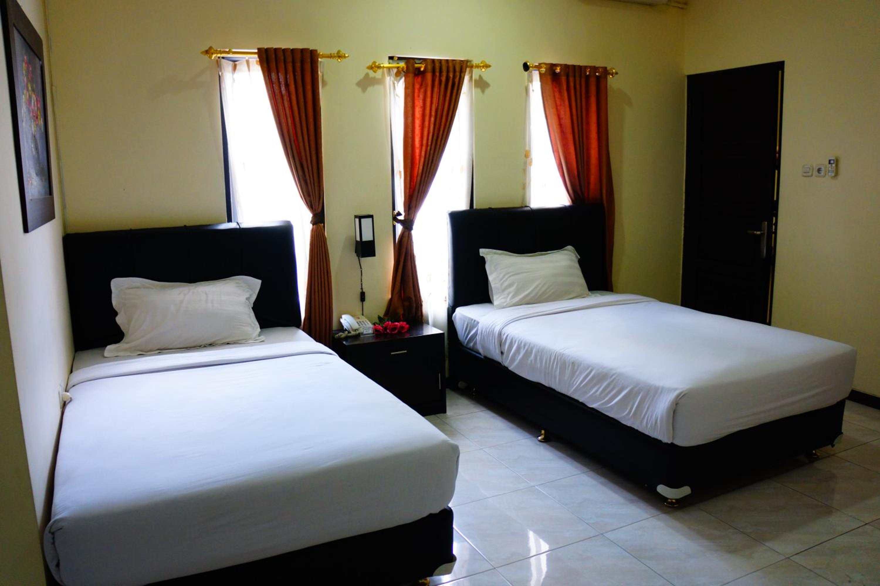 Jasmine - Double Bed