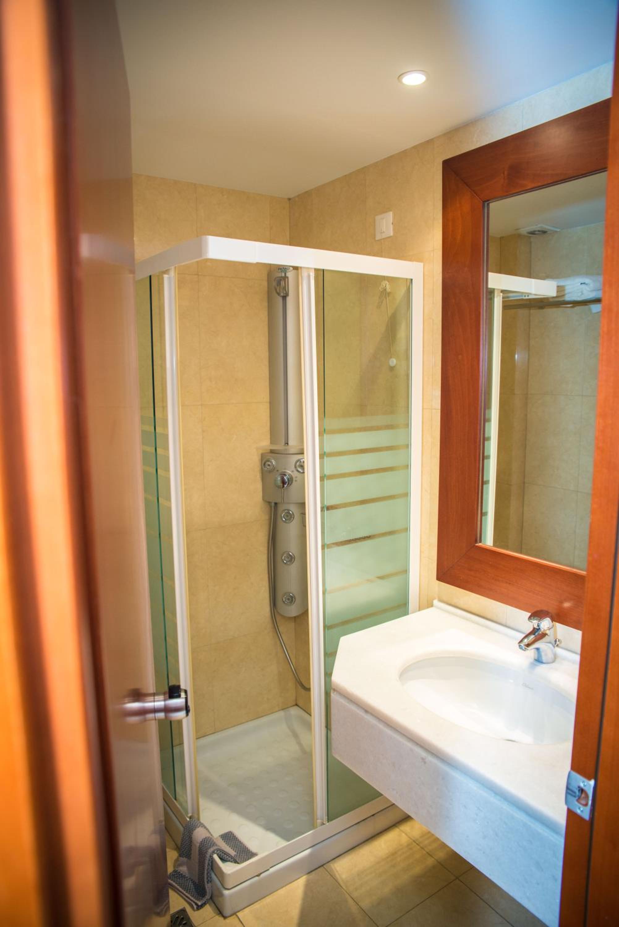 Double Room with Pool View photo 2