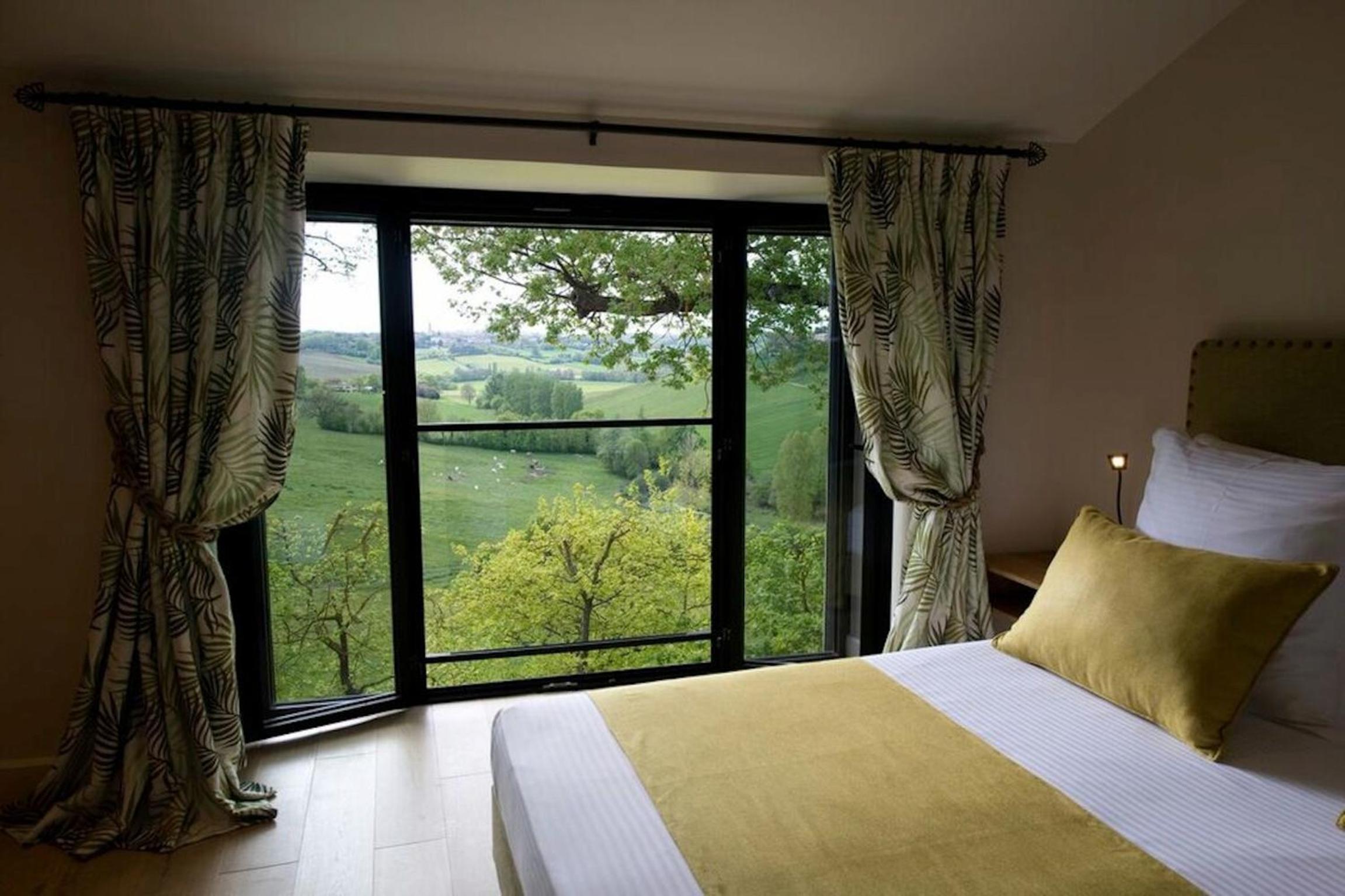 Luxury Suite with Spa Bath - Nature - Photo 4