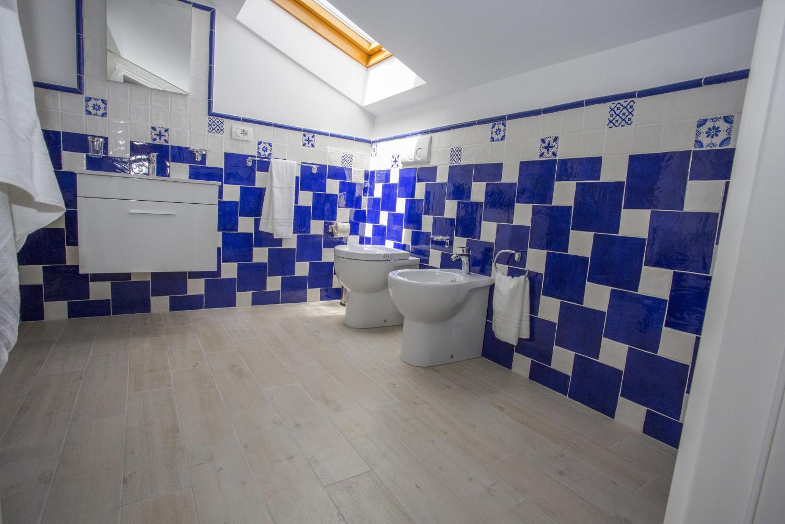 Double Room - Photo 5