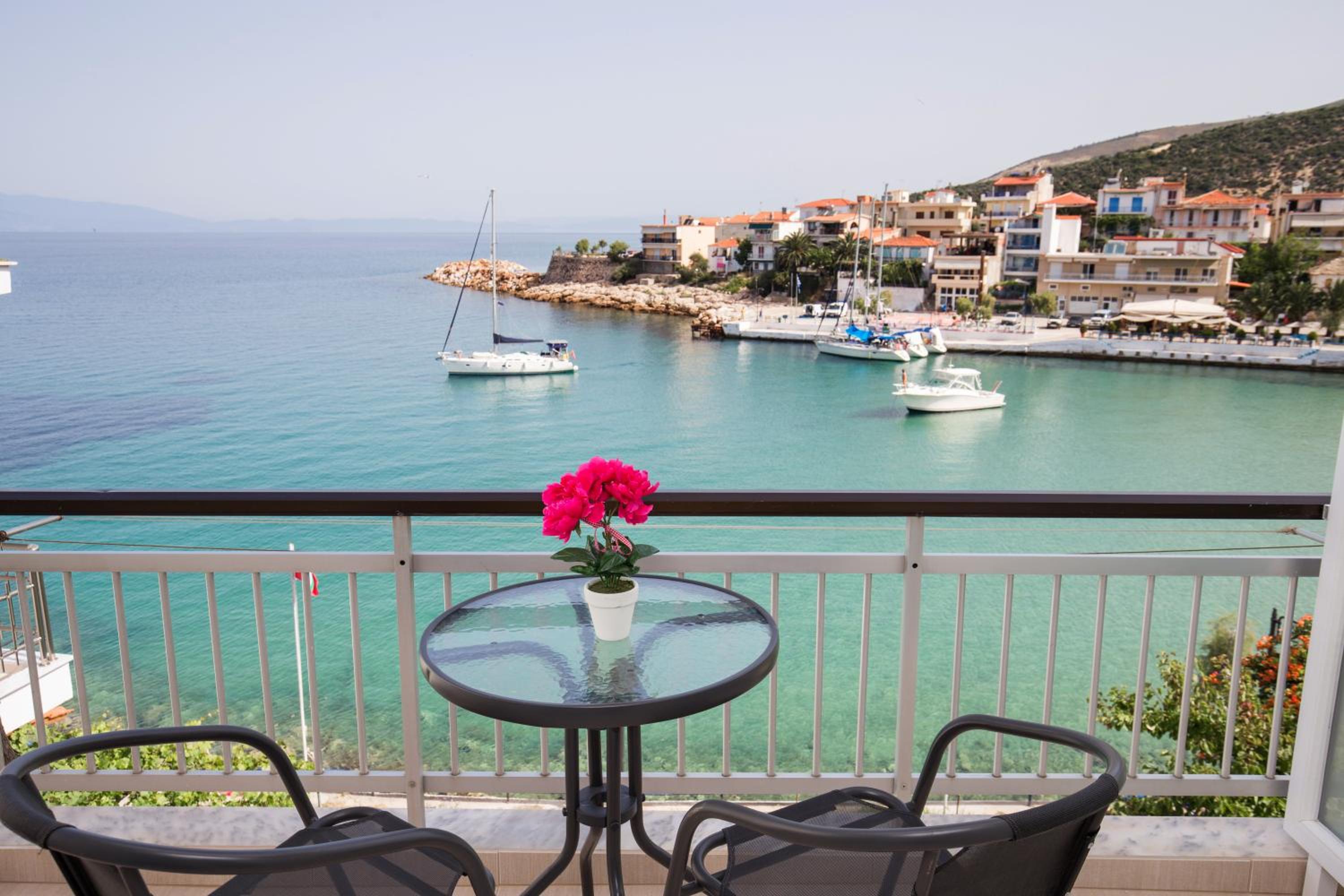 Studio Apartment with Sea View