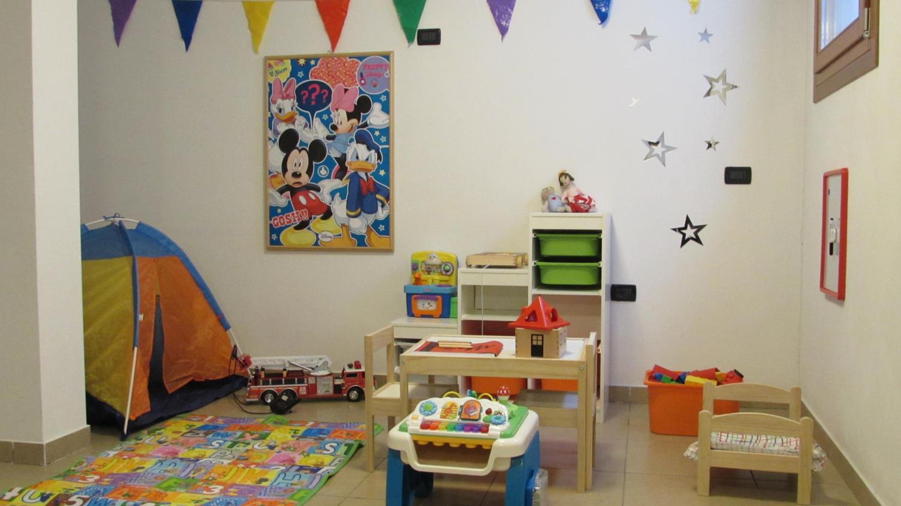 Apartment photo 2