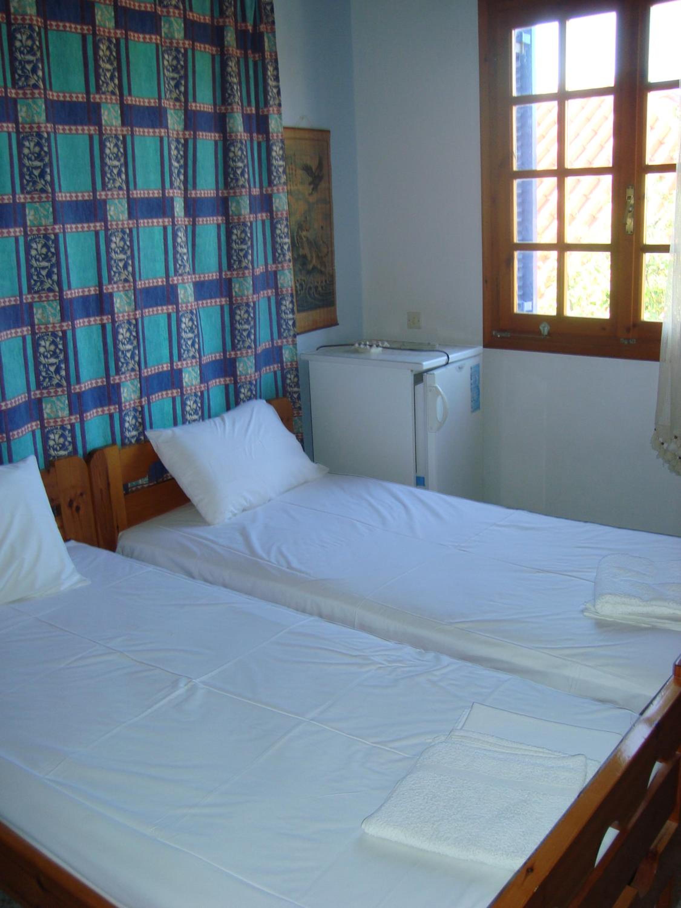 Standard Twin Room - Photo 18