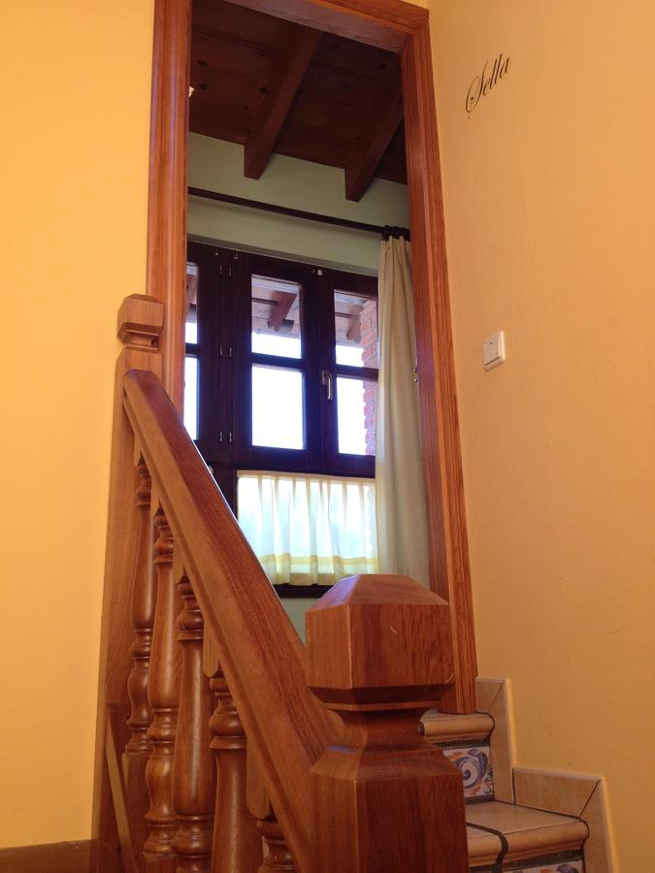 Apartment with Mountain View photo 3