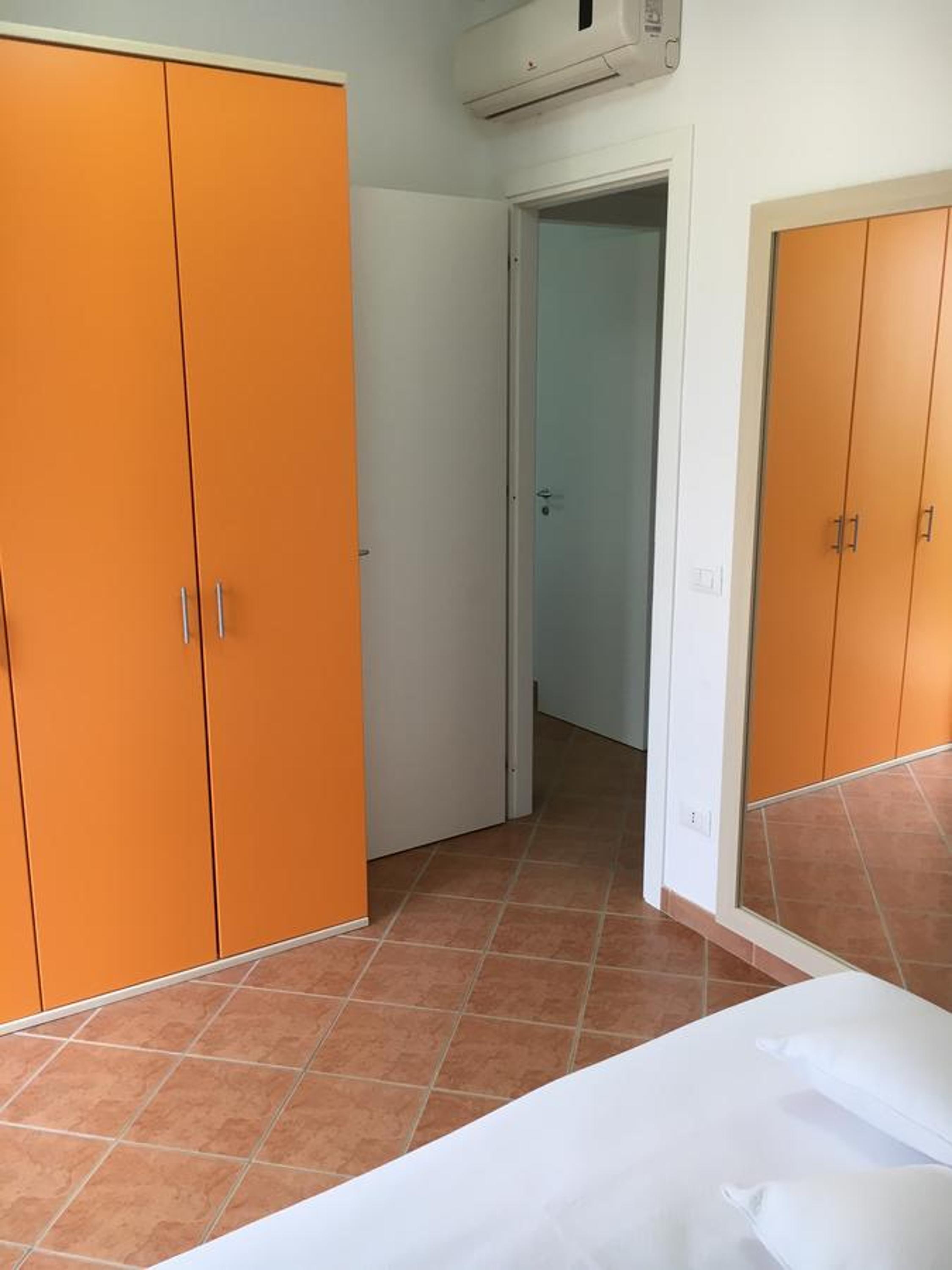 Two-Bedroom Apartment - GLICINE